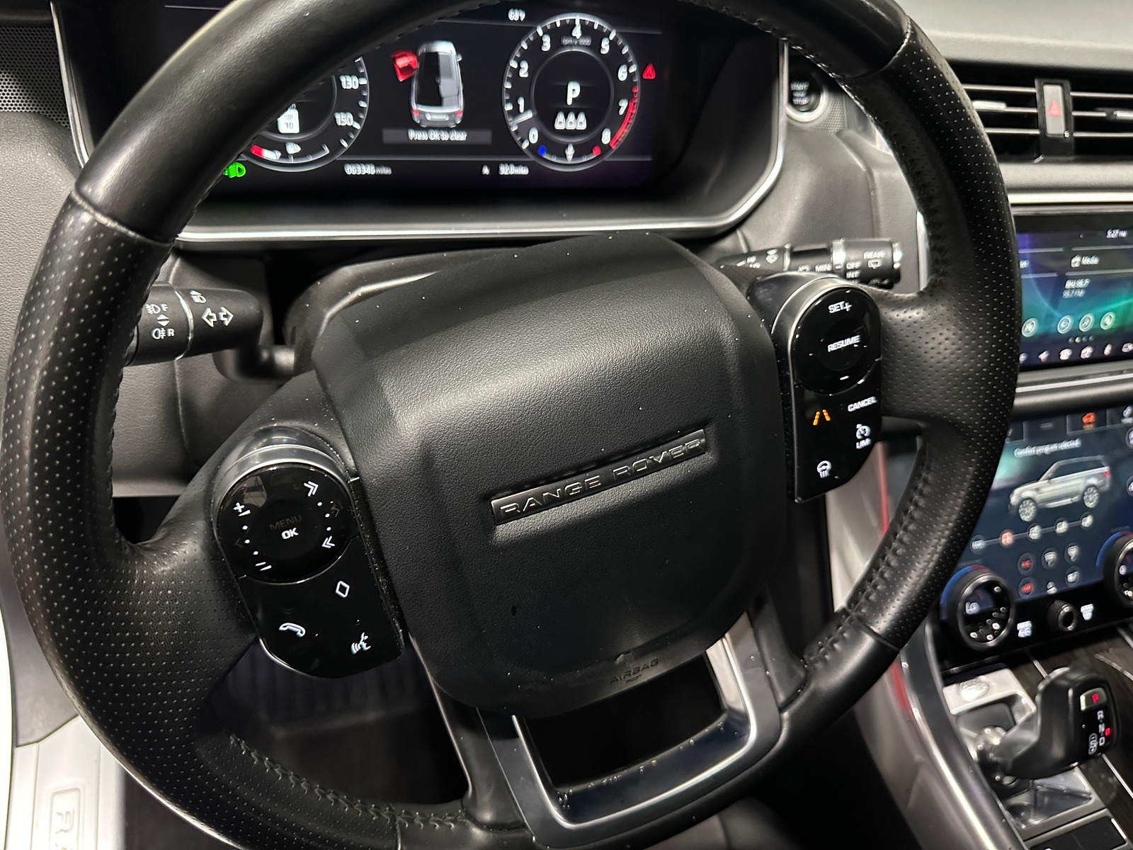 Thumbnail: 2020 Land Rover Range Rover Sport - 4