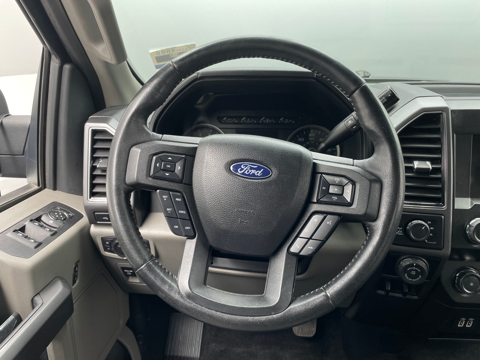 Thumbnail: 2019 Ford Econoline - 5