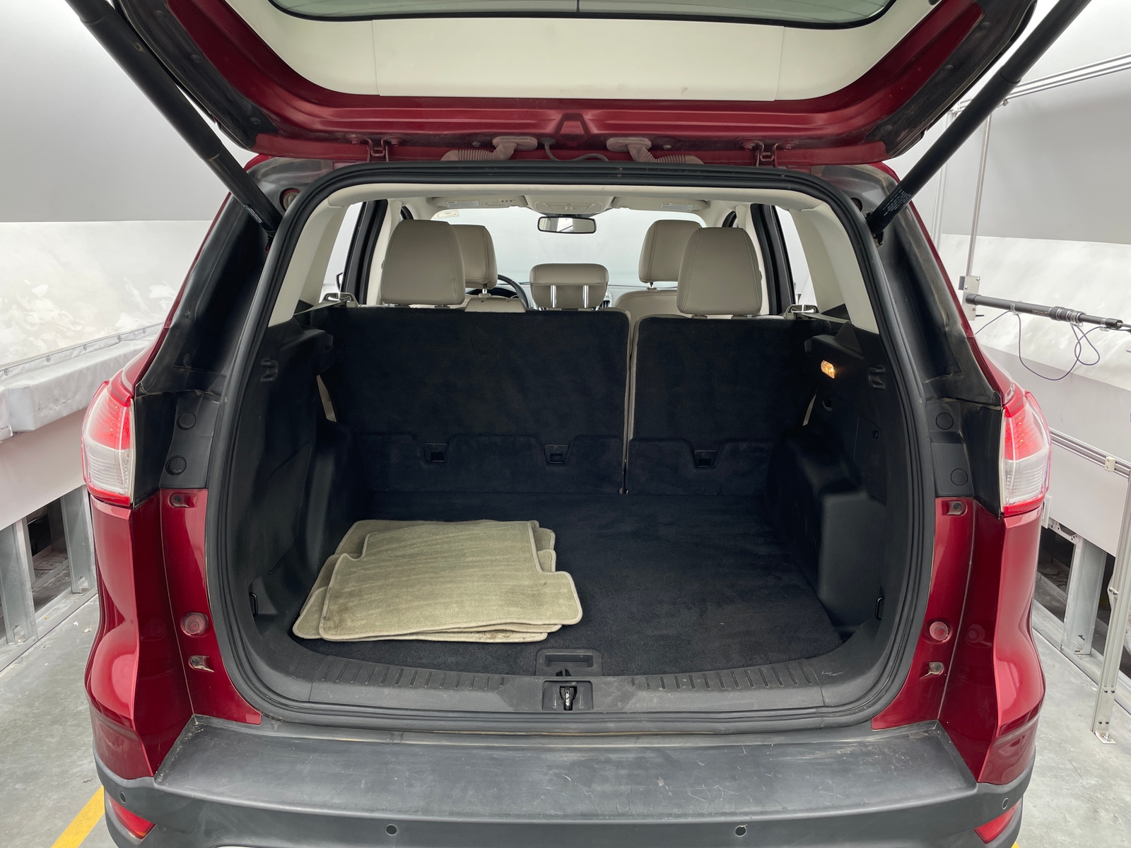 Thumbnail: 2014 Ford Escape - 6