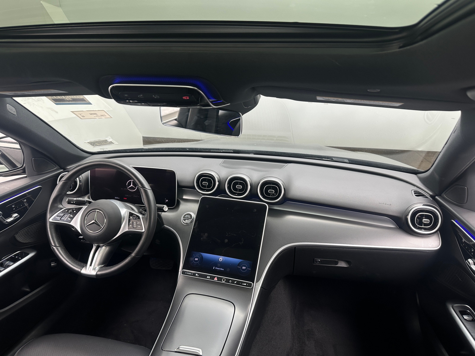 Thumbnail: 2024 Mercedes-Benz C-Class - 2