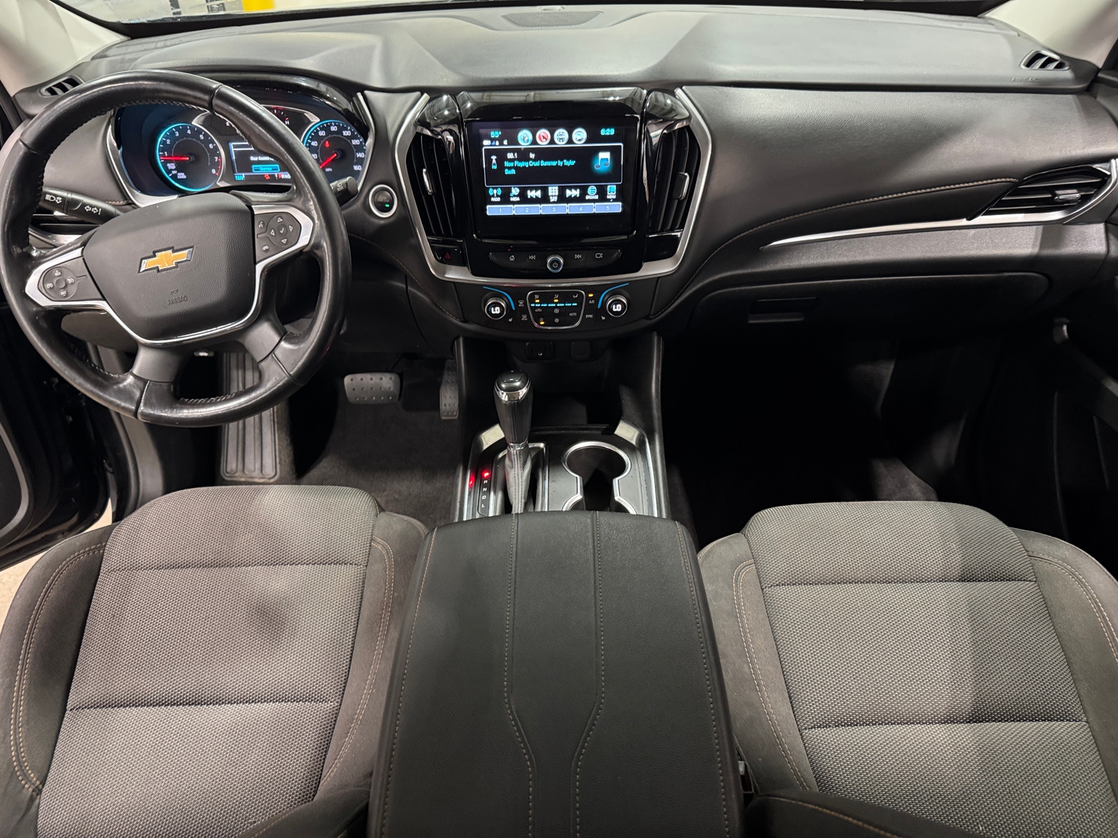 Thumbnail: 2019 Chevrolet Traverse - 3
