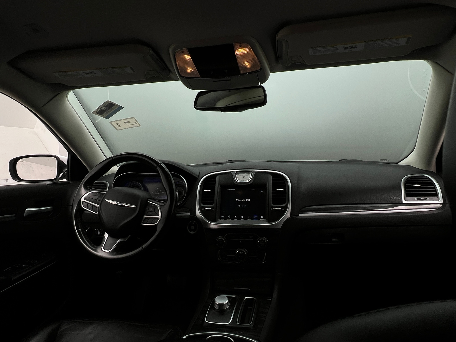 Thumbnail: 2020 Chrysler 300 - 2