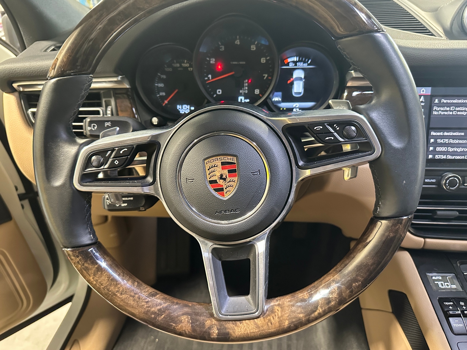 Thumbnail: 2020 Porsche Macan - 4