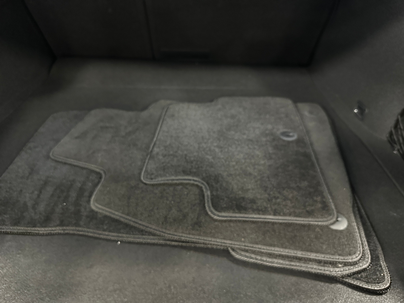 Thumbnail: 2022 Genesis G70 - 6