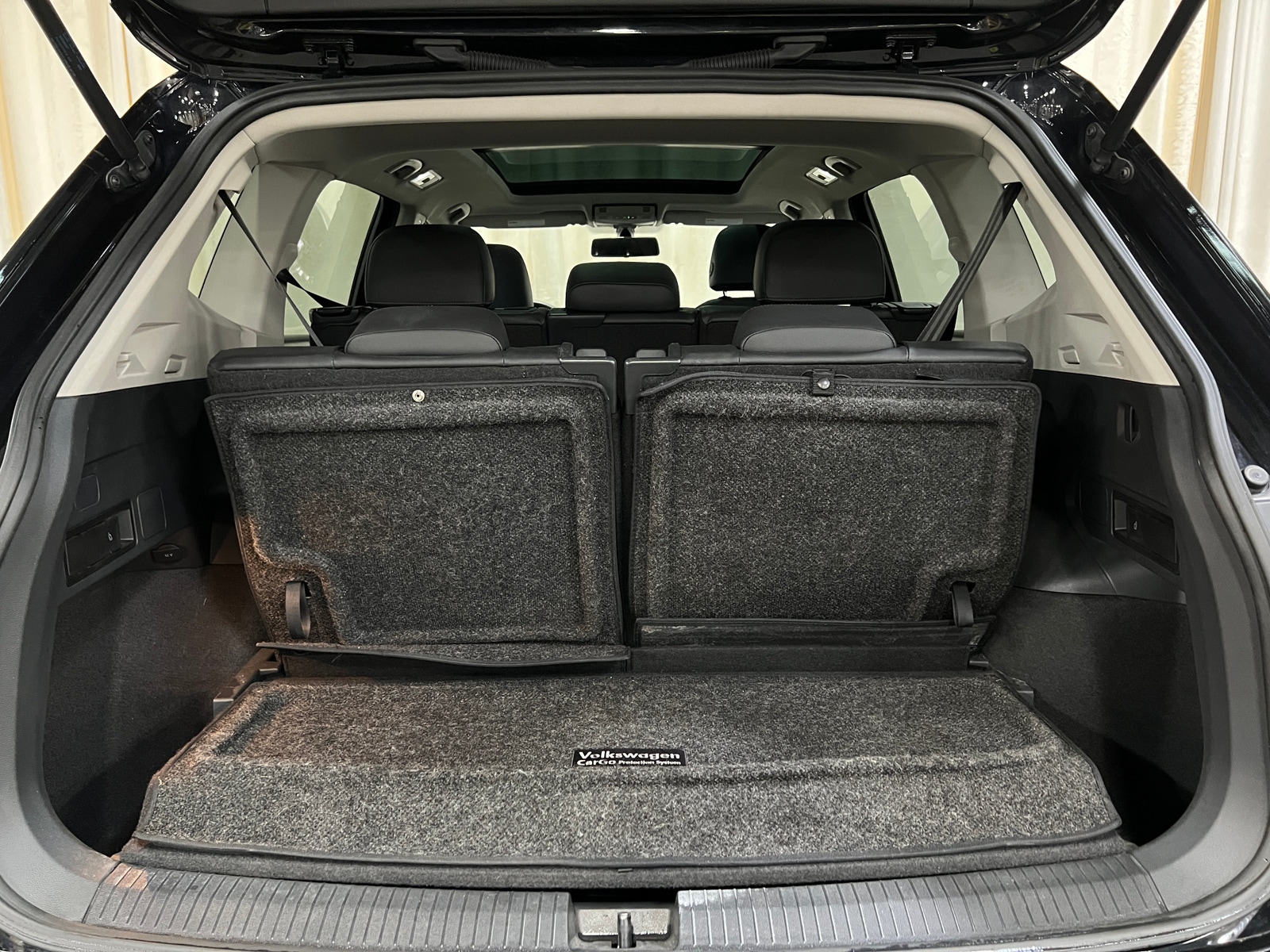 Thumbnail: 2020 Volkswagen Tiguan - 6