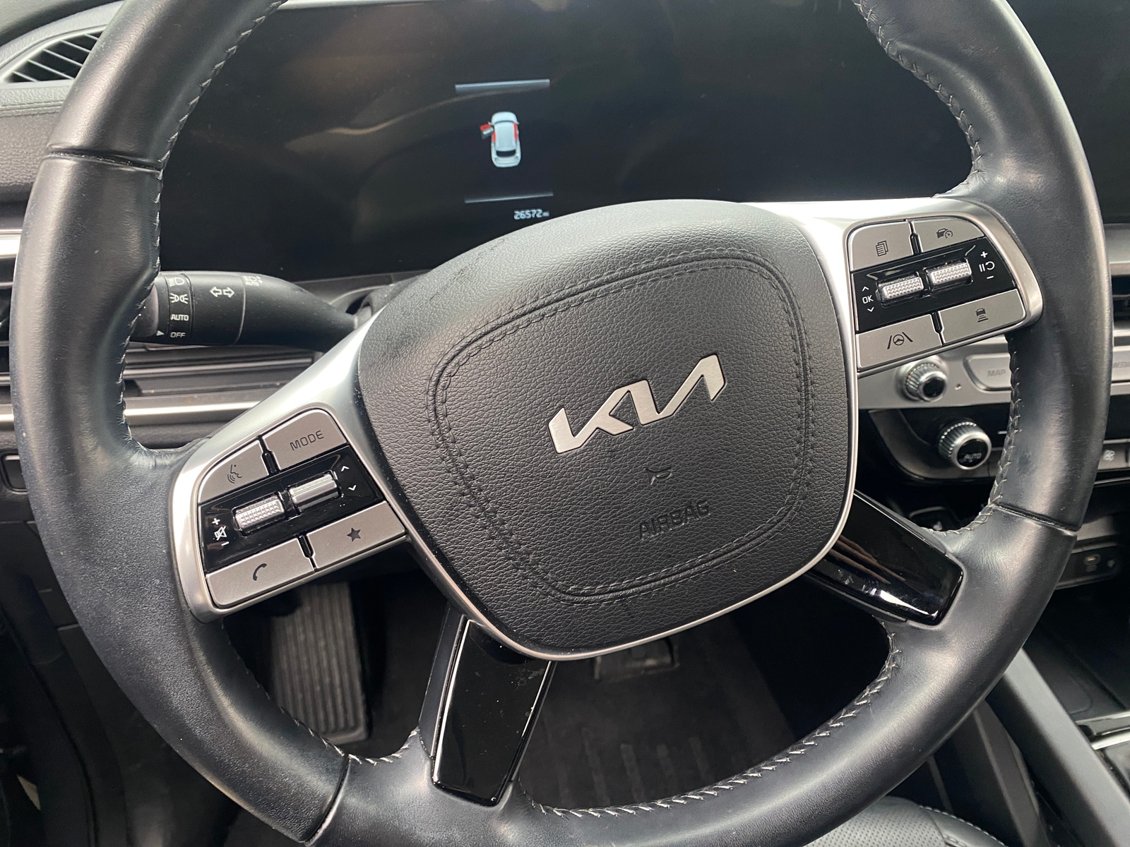 Thumbnail: 2023 Kia Telluride - 5