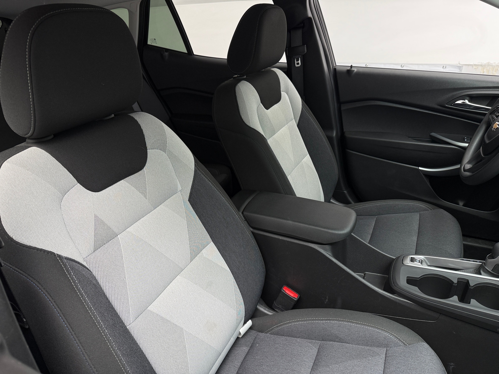 Thumbnail: 2024 Chevrolet Trax - 2