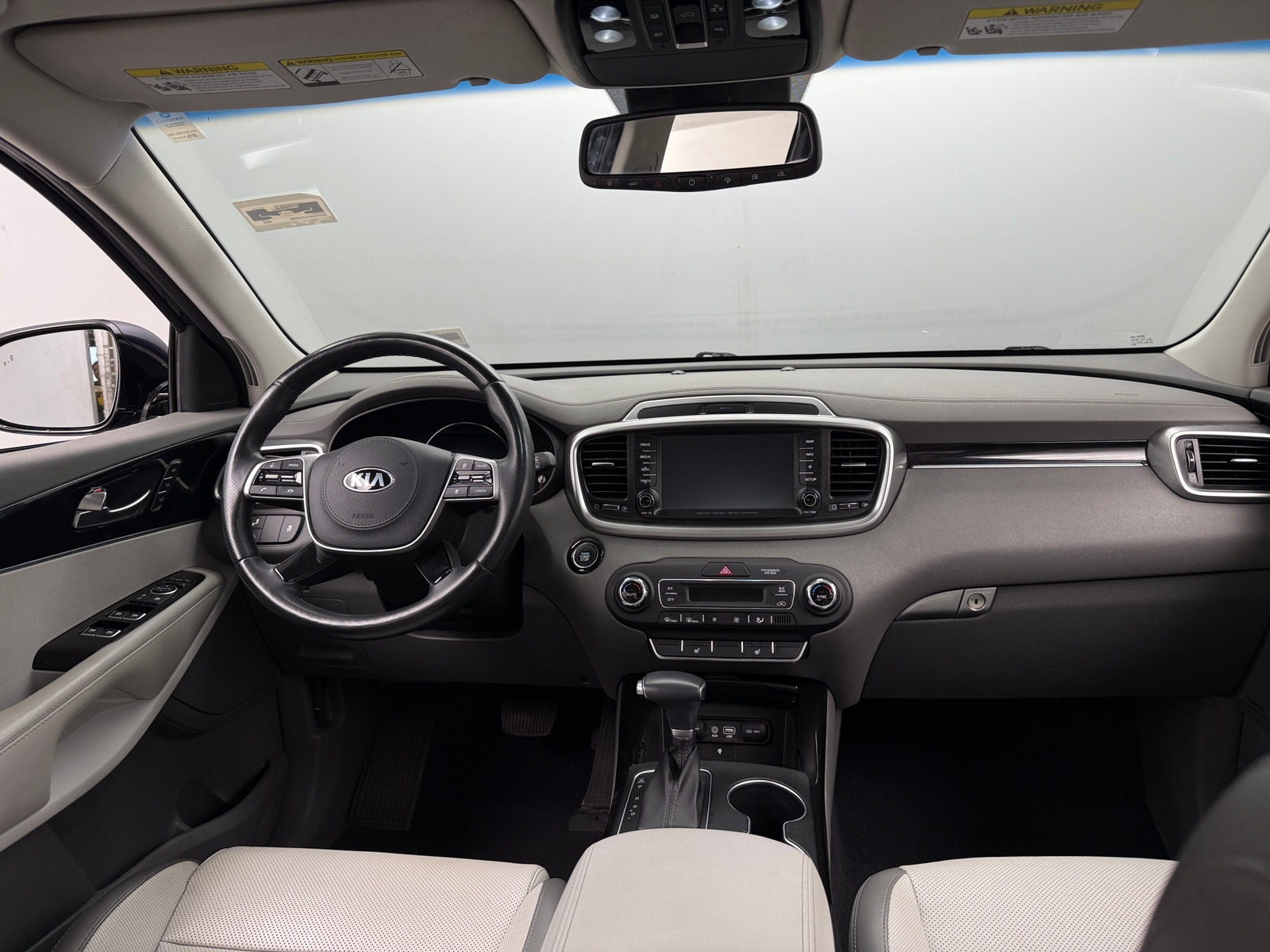 Thumbnail: 2020 Kia Sorento - 2