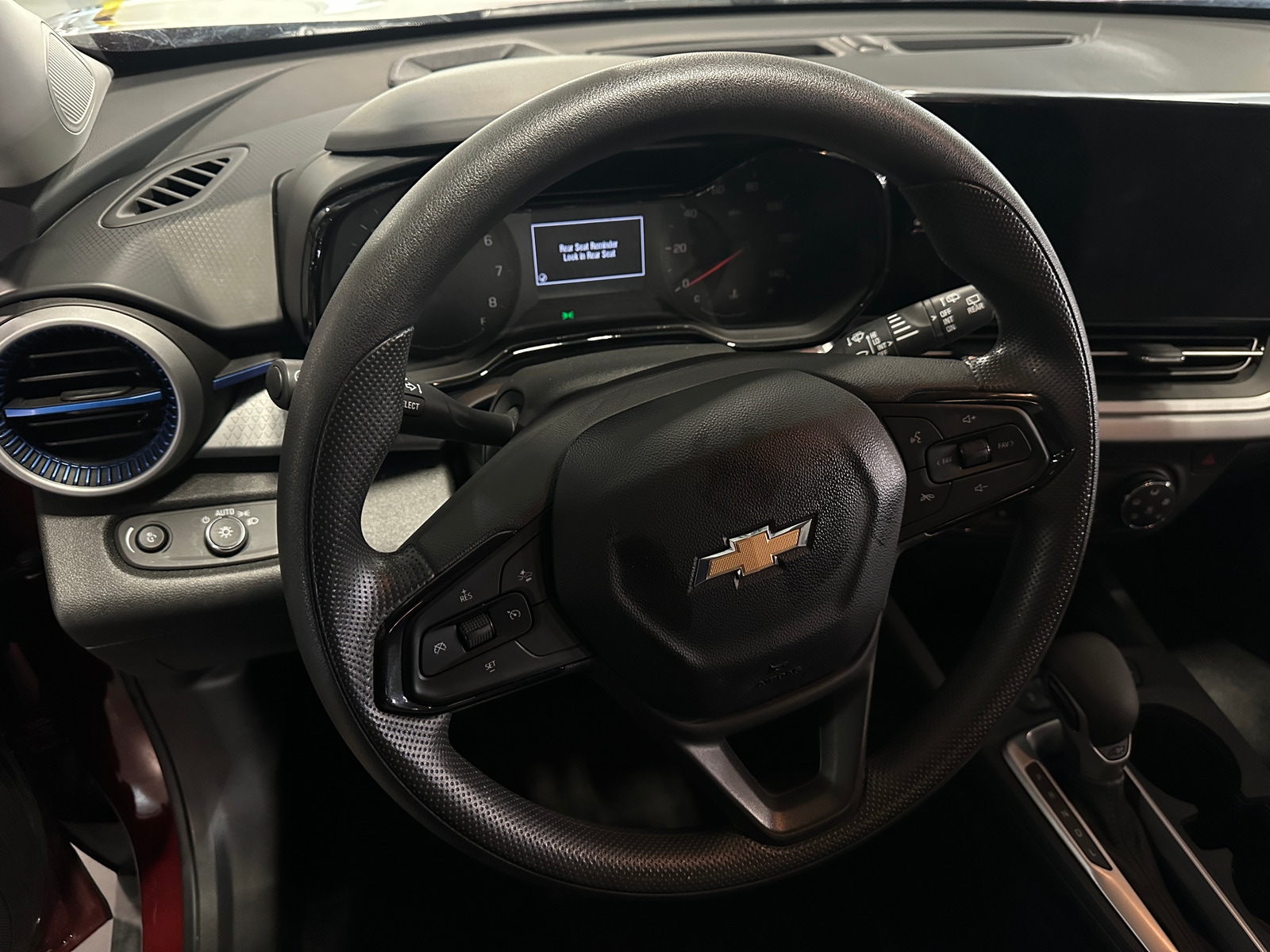Thumbnail: 2024 Chevrolet Trax - 5