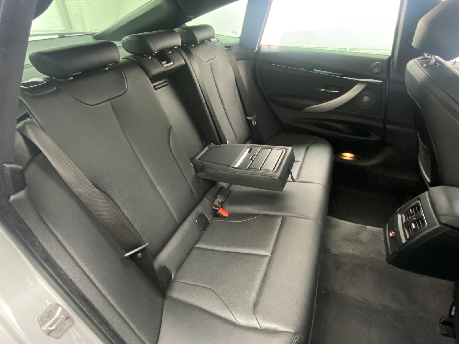 Thumbnail: 2018 BMW 3 Series - 5