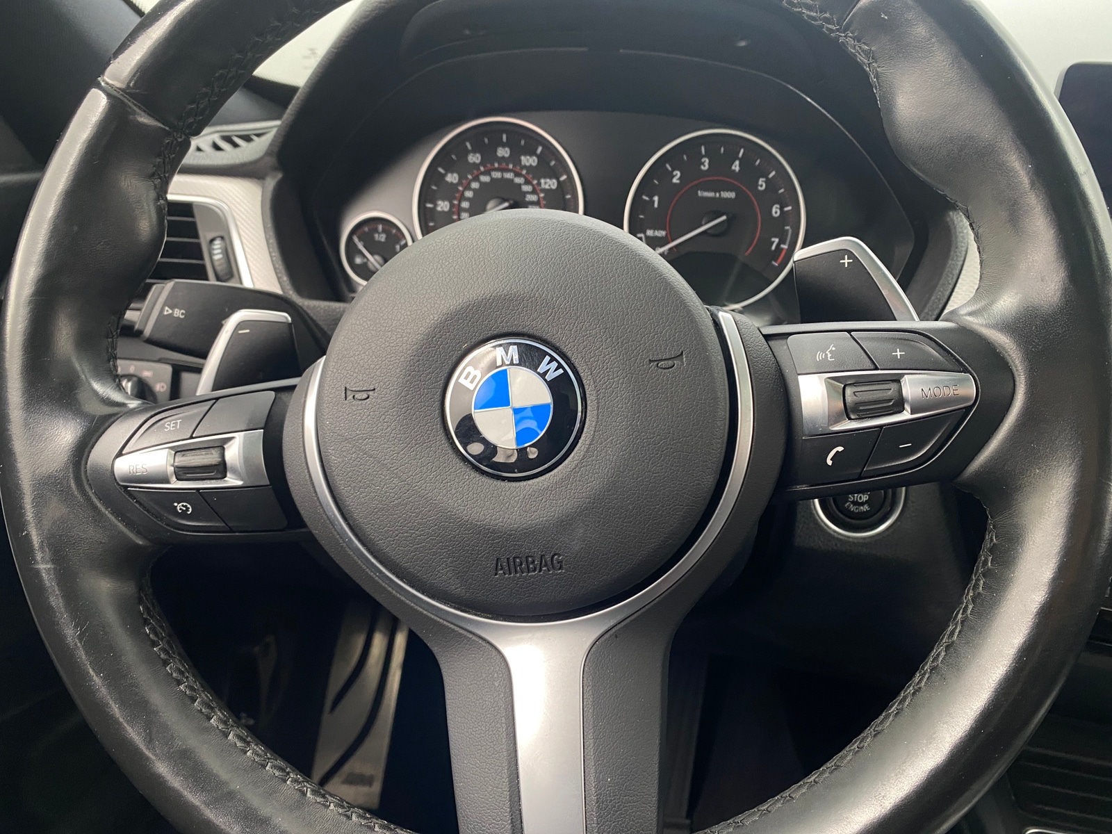 Thumbnail: 2018 BMW 3 Series - 4