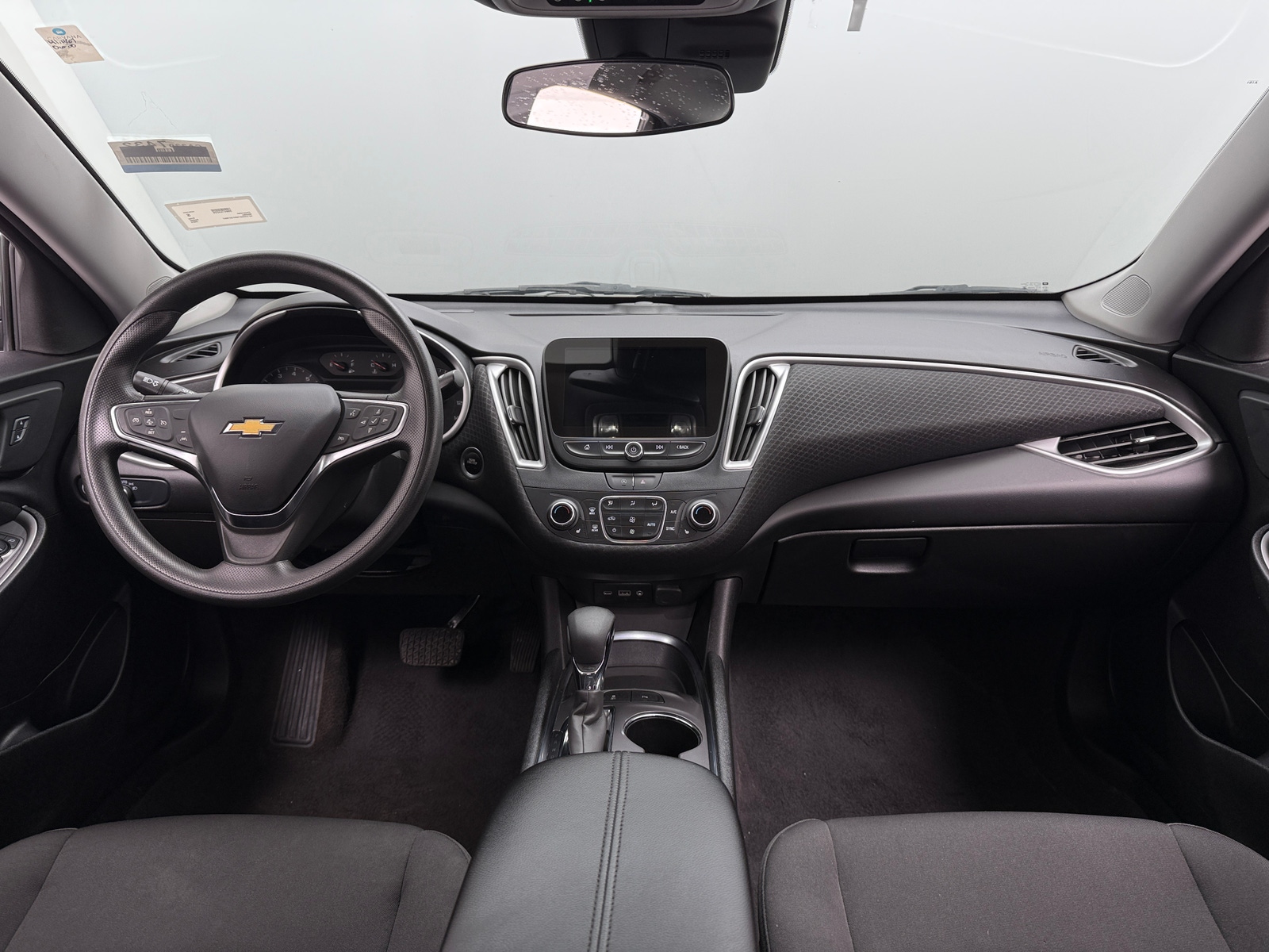 Thumbnail: 2024 Chevrolet Malibu - 3