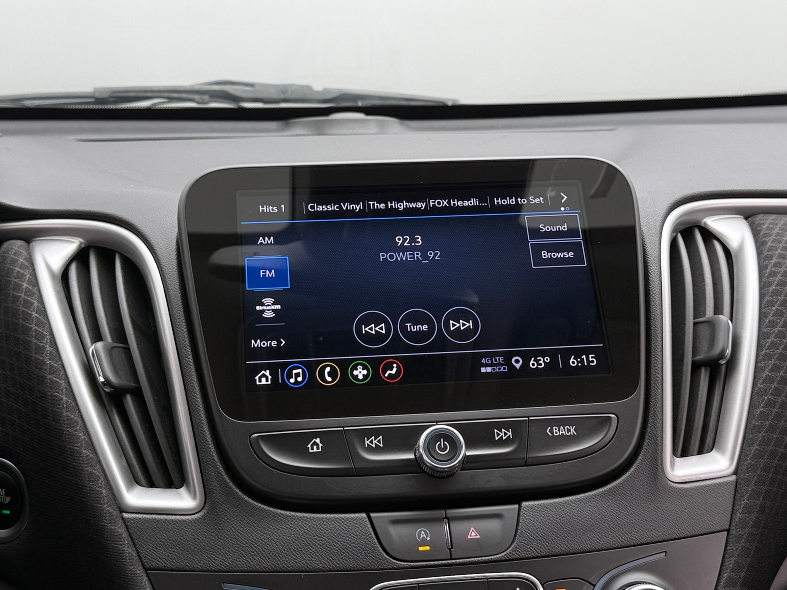 Thumbnail: 2024 Chevrolet Malibu - 4