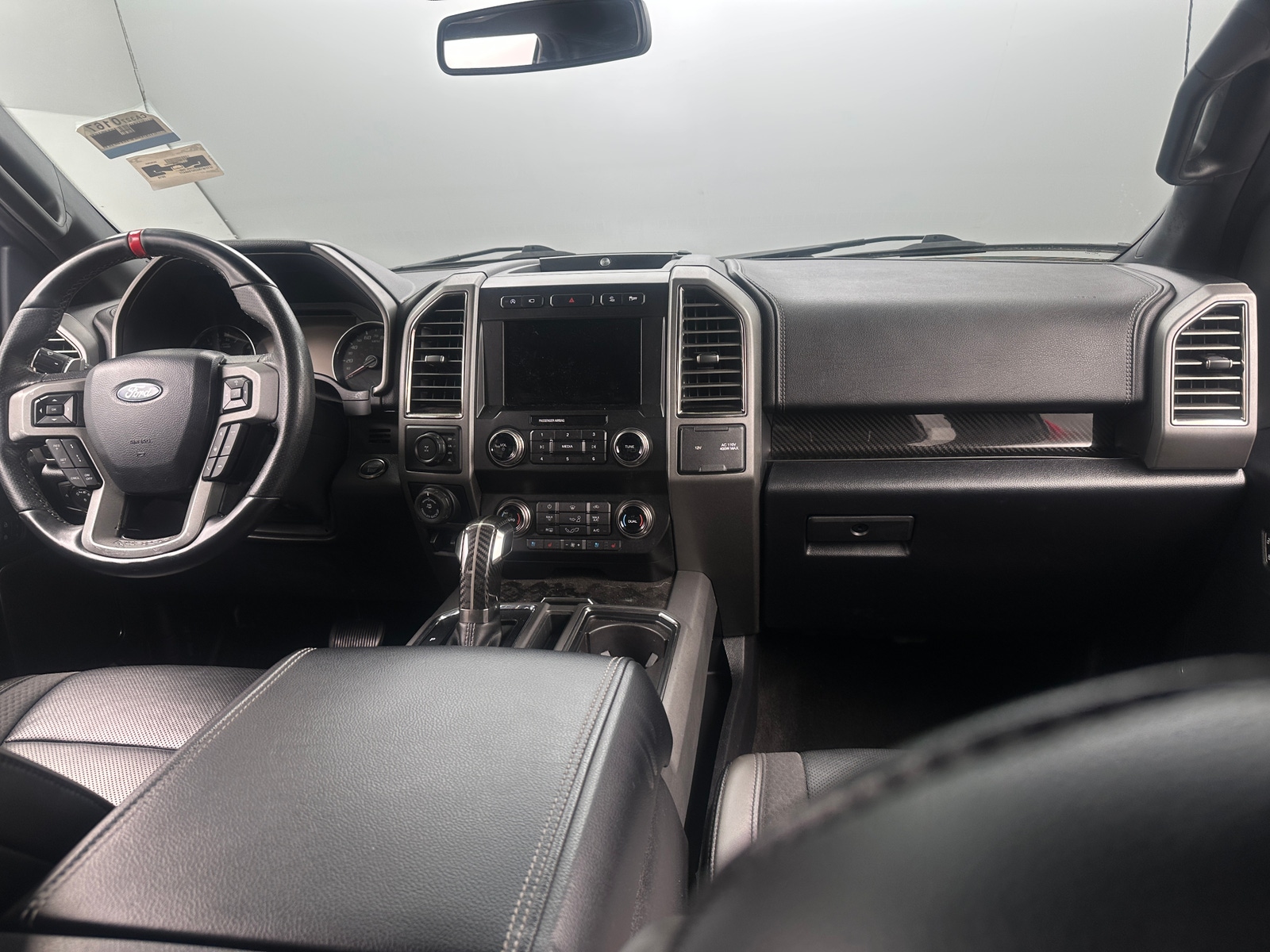 Thumbnail: 2019 Ford Econoline - 3