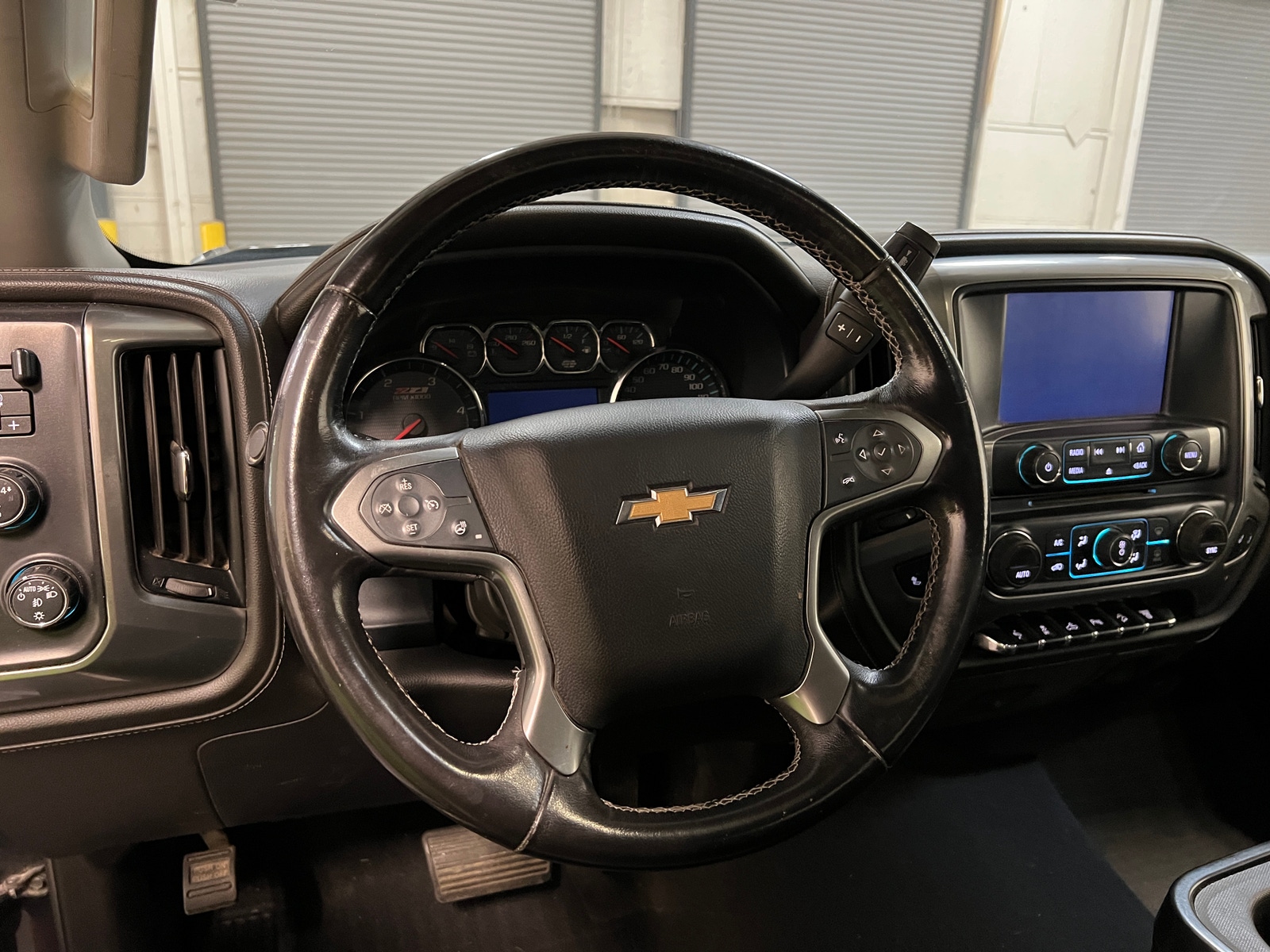 Thumbnail: 2019 Chevrolet Silverado 3500 - 4