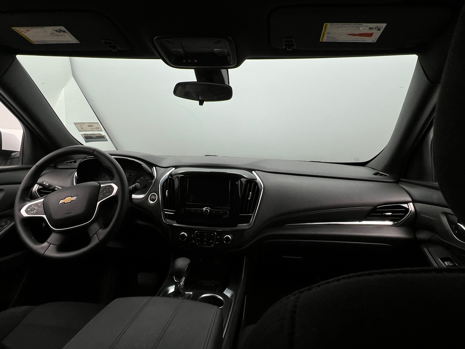 Thumbnail: 2023 Chevrolet Traverse - 3