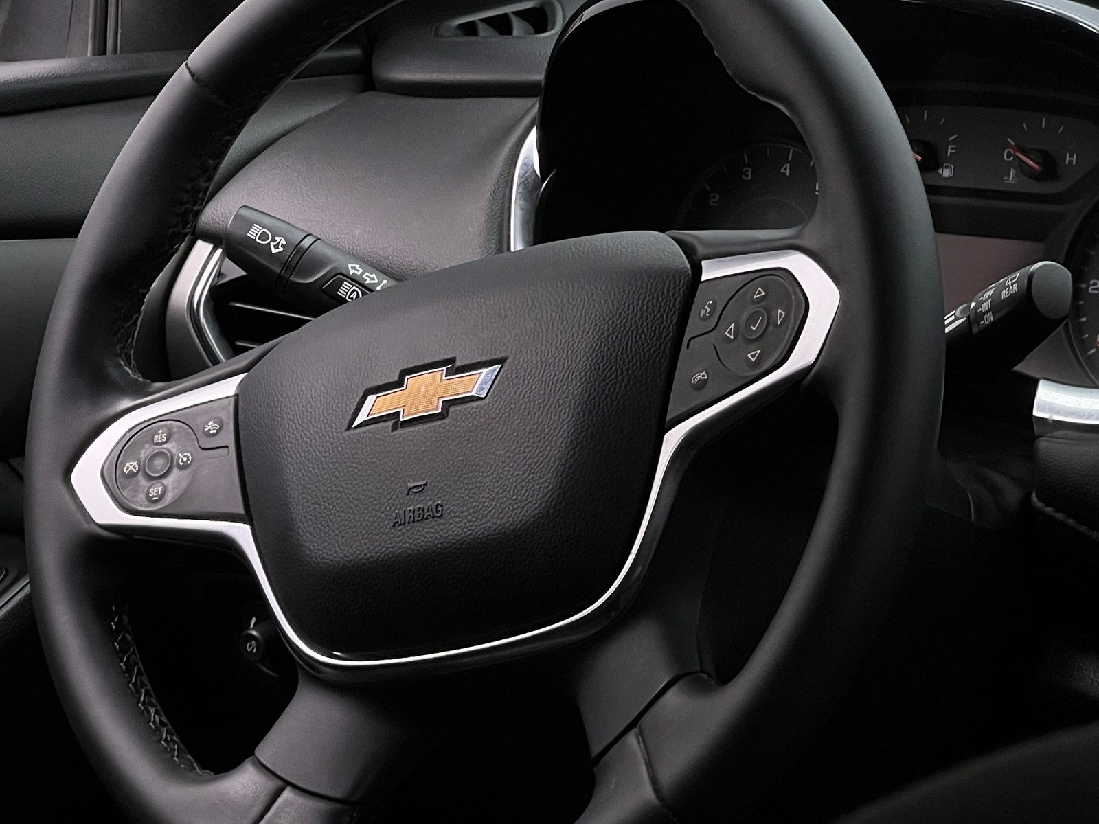 Thumbnail: 2023 Chevrolet Traverse - 5