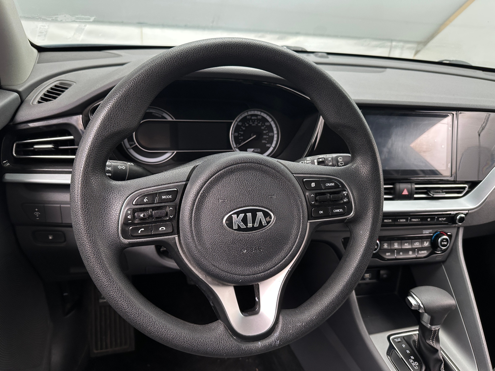 Thumbnail: 2021 Kia Niro - 5