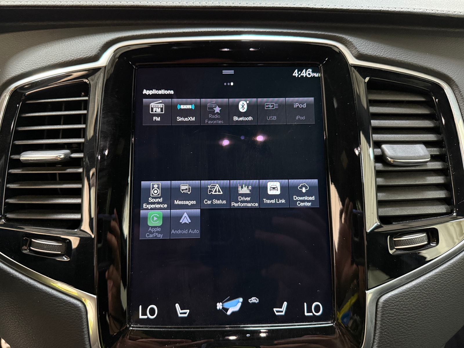 Thumbnail: 2022 Volvo XC90 - 4