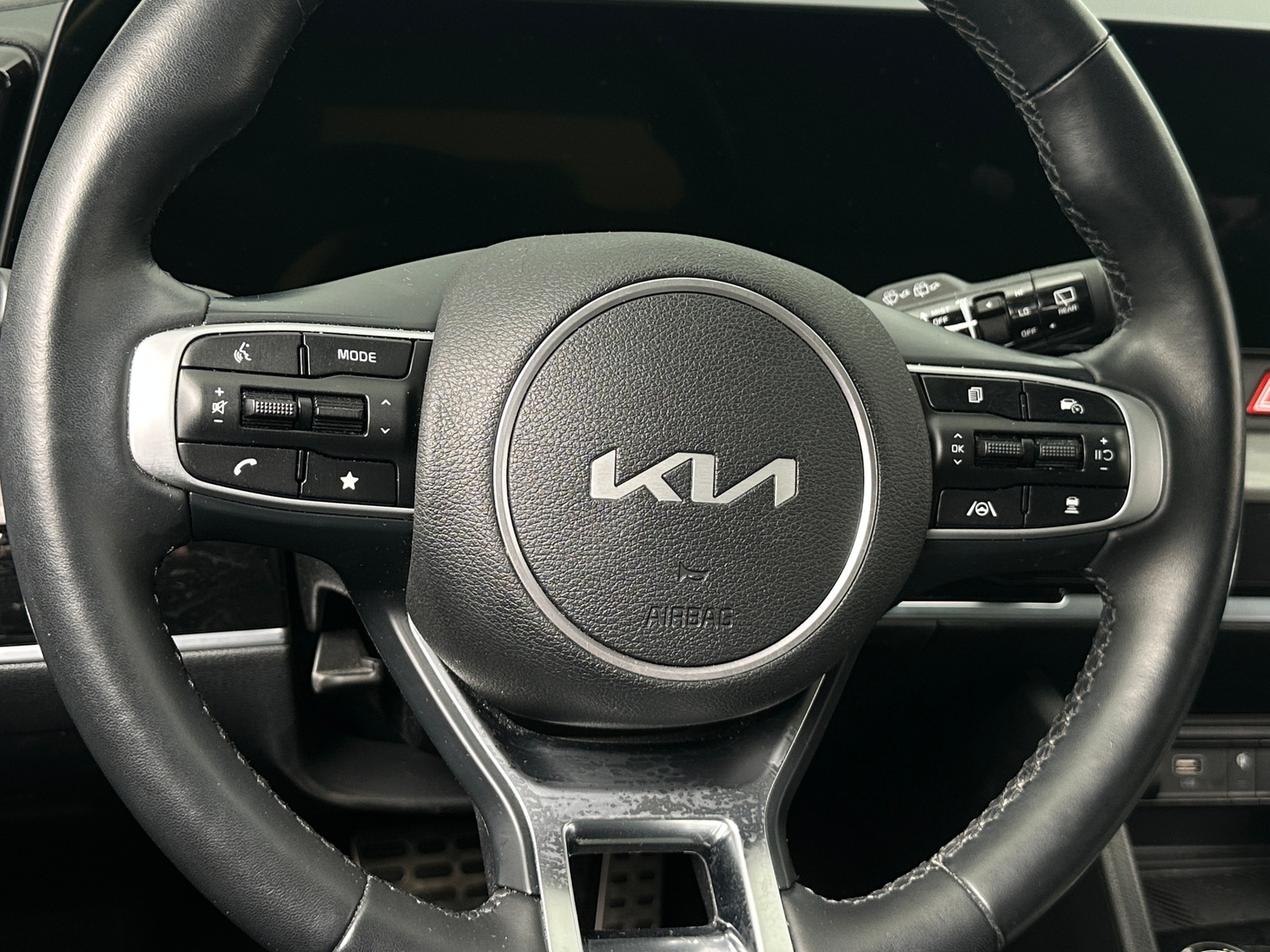 Thumbnail: 2023 Kia Sportage - 4