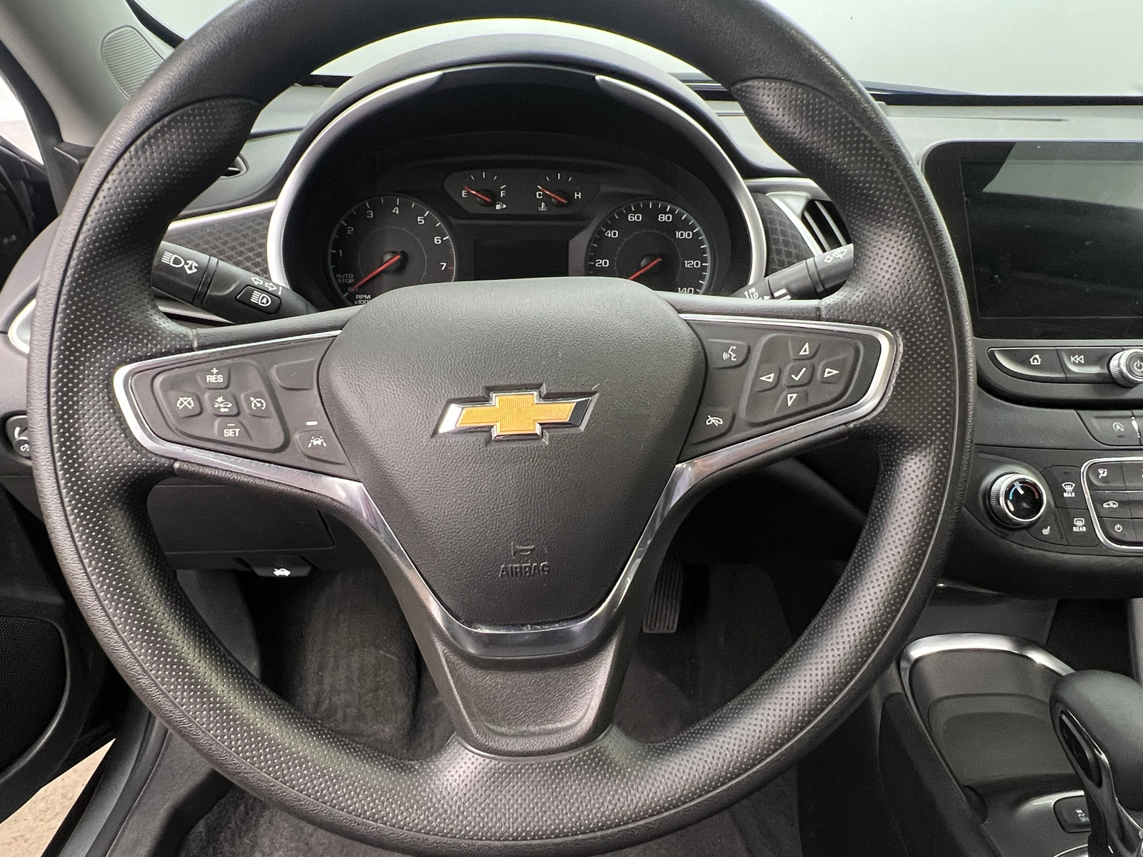 Thumbnail: 2024 Chevrolet Malibu - 5