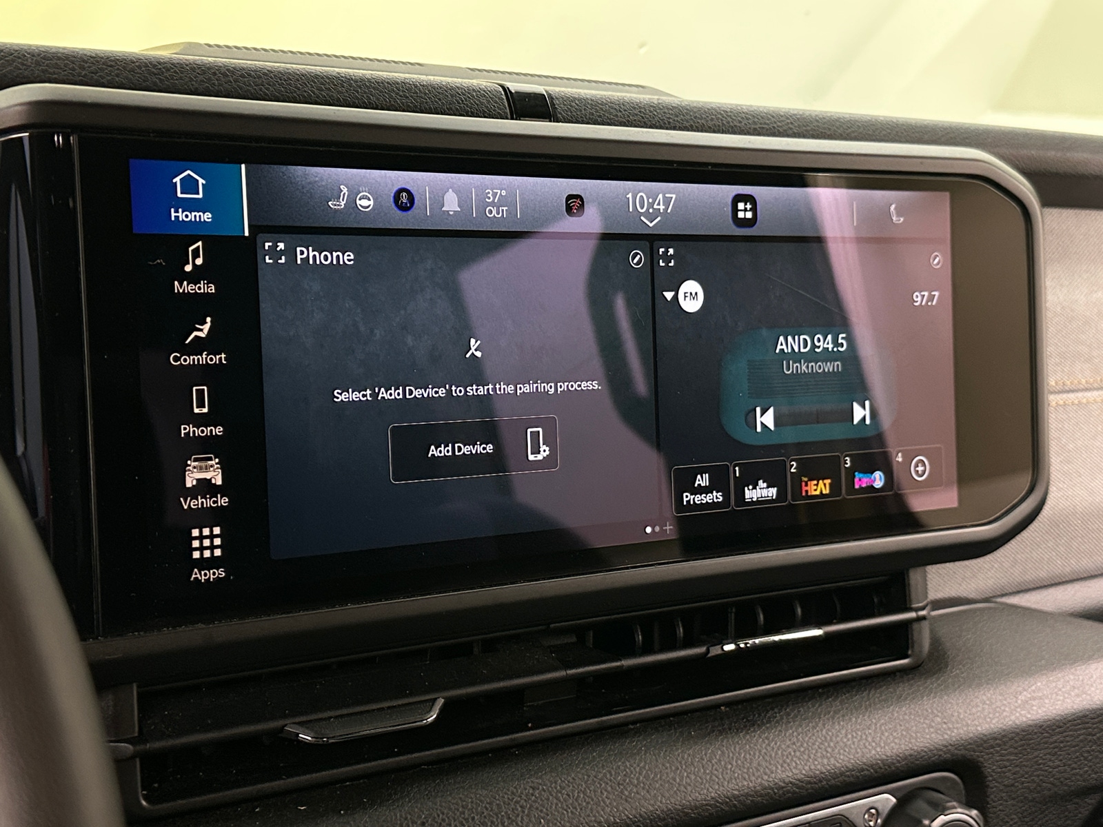 Thumbnail: 2024 Jeep Gladiator - 4