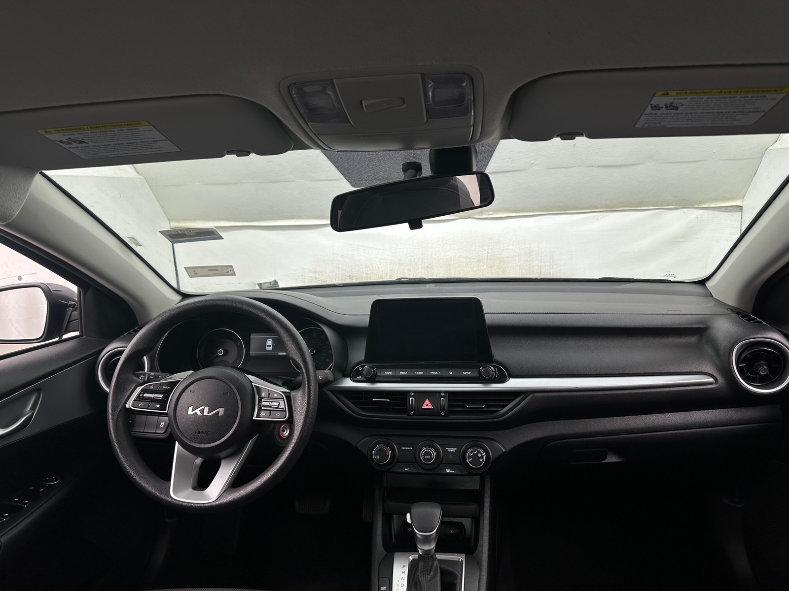 Thumbnail: 2024 Kia Forte - 3