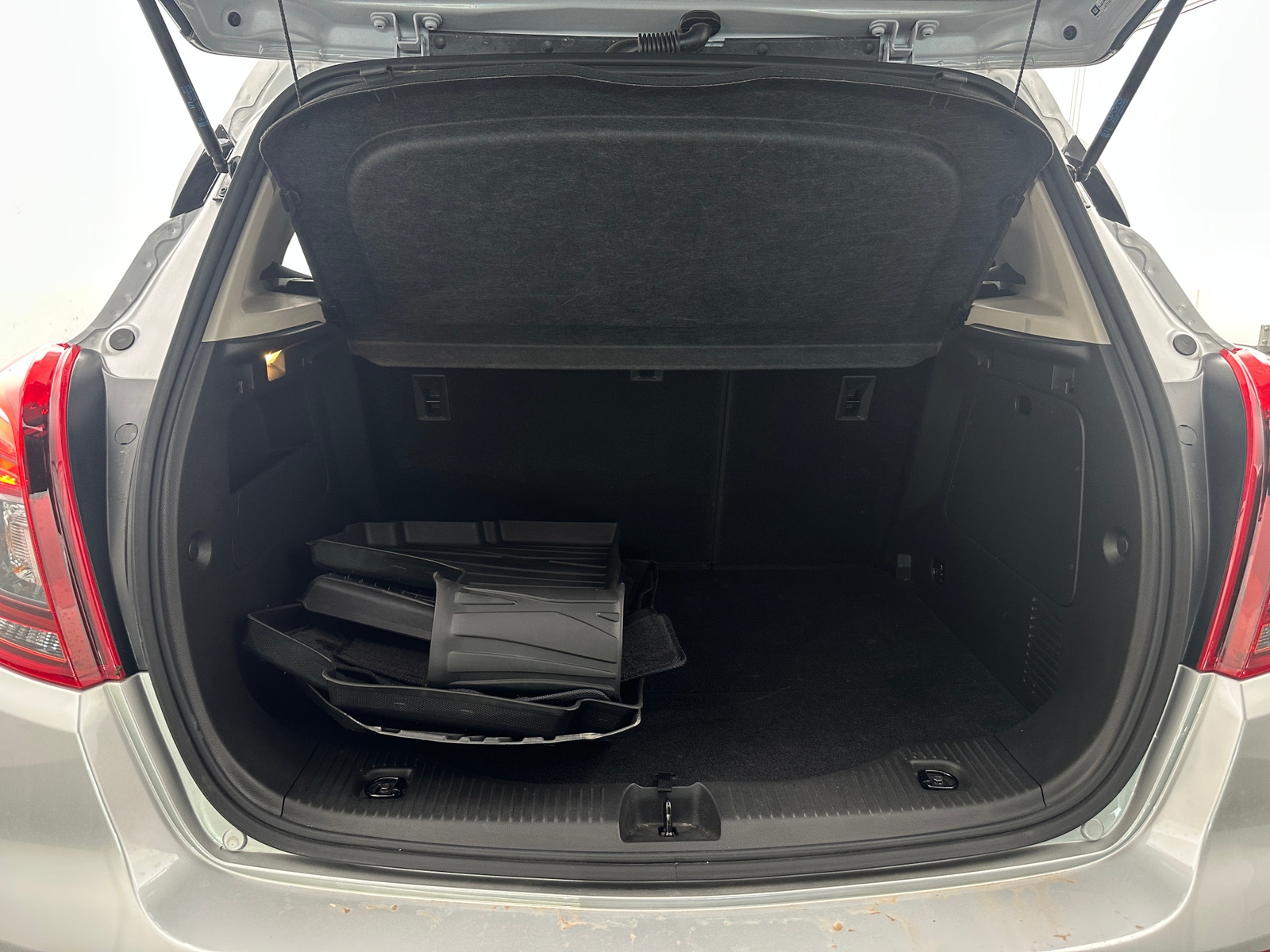 Thumbnail: 2019 Buick Encore - 6