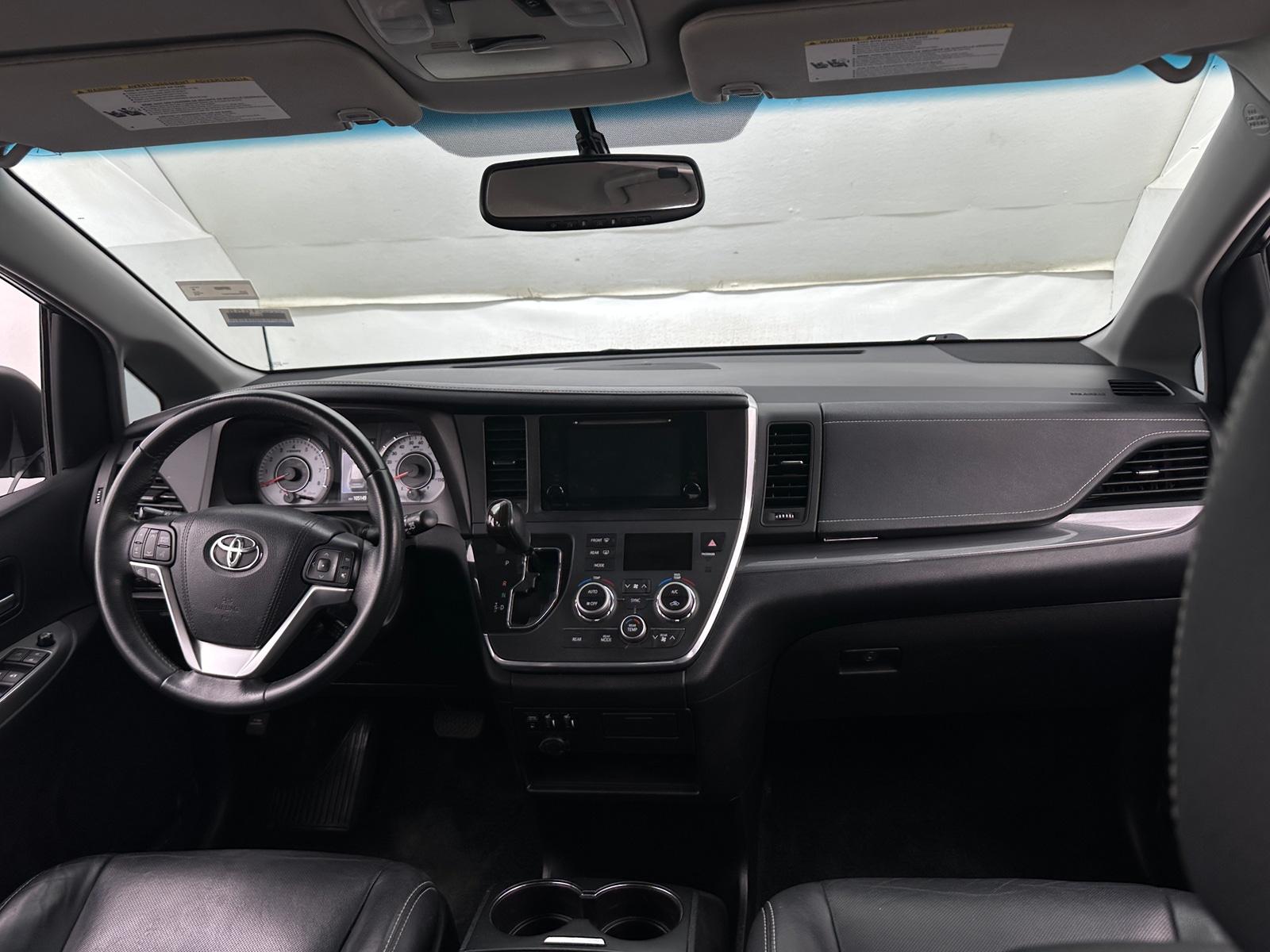 Thumbnail: 2016 Toyota Sienna - 2