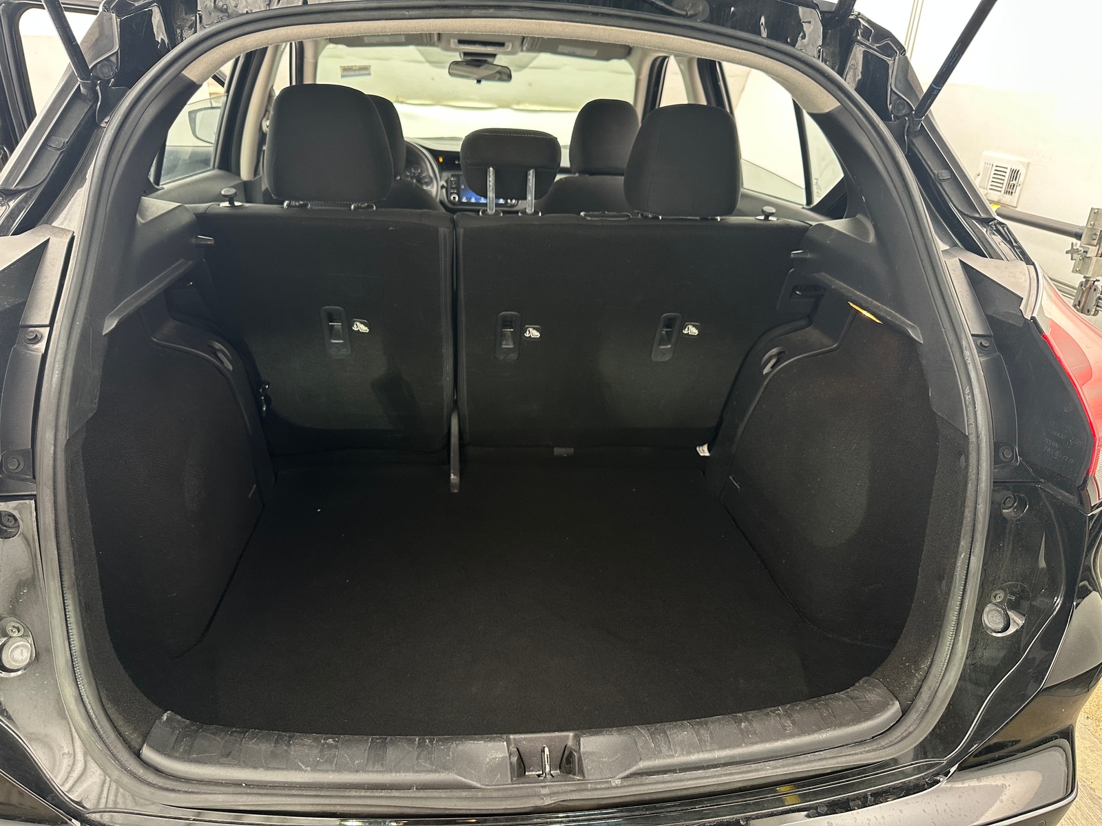 Thumbnail: 2021 Nissan Kicks - 7