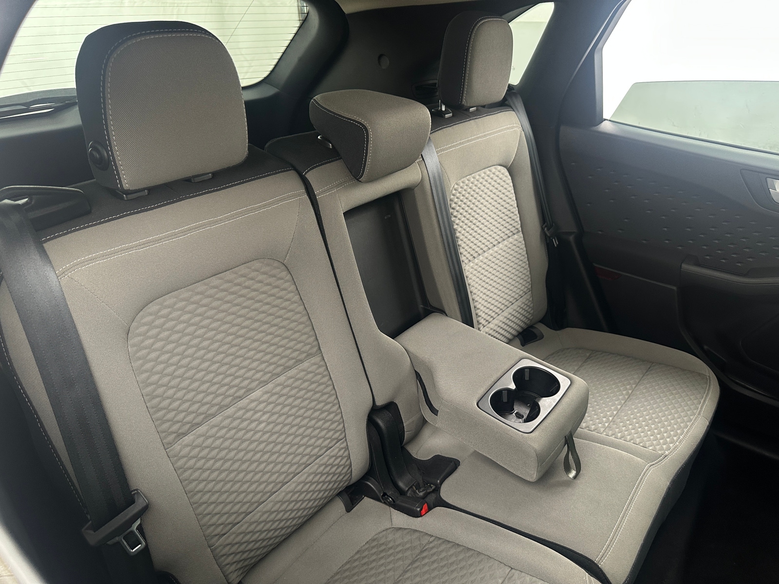 Thumbnail: 2020 Ford Escape - 6
