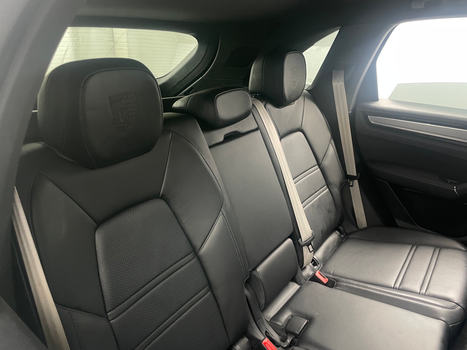 Thumbnail: 2023 Porsche Cayenne - 5