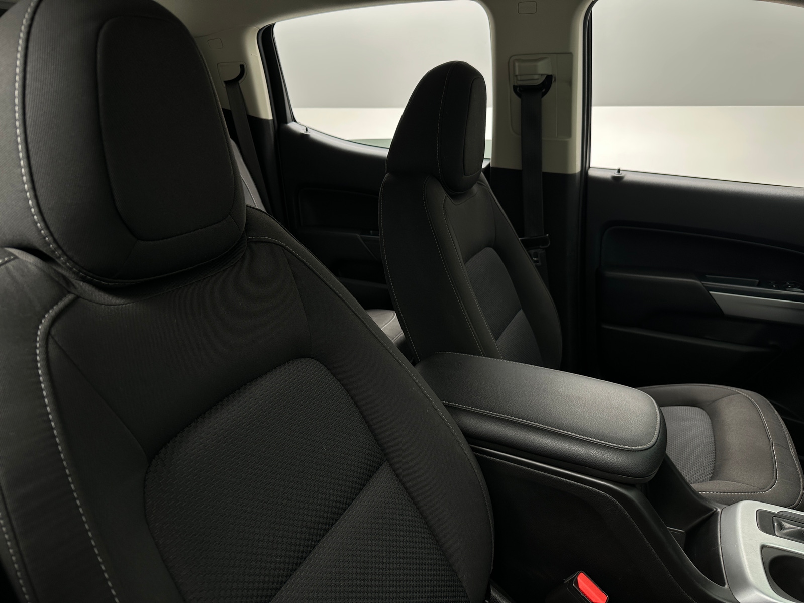 Thumbnail: 2021 Chevrolet Colorado - 2