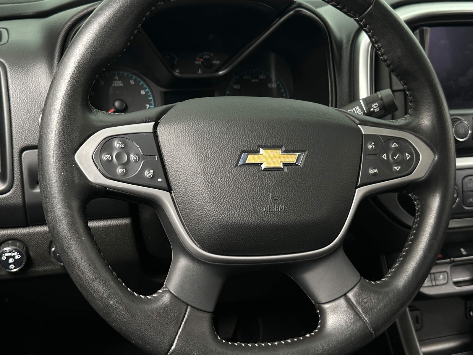 Thumbnail: 2021 Chevrolet Colorado - 5