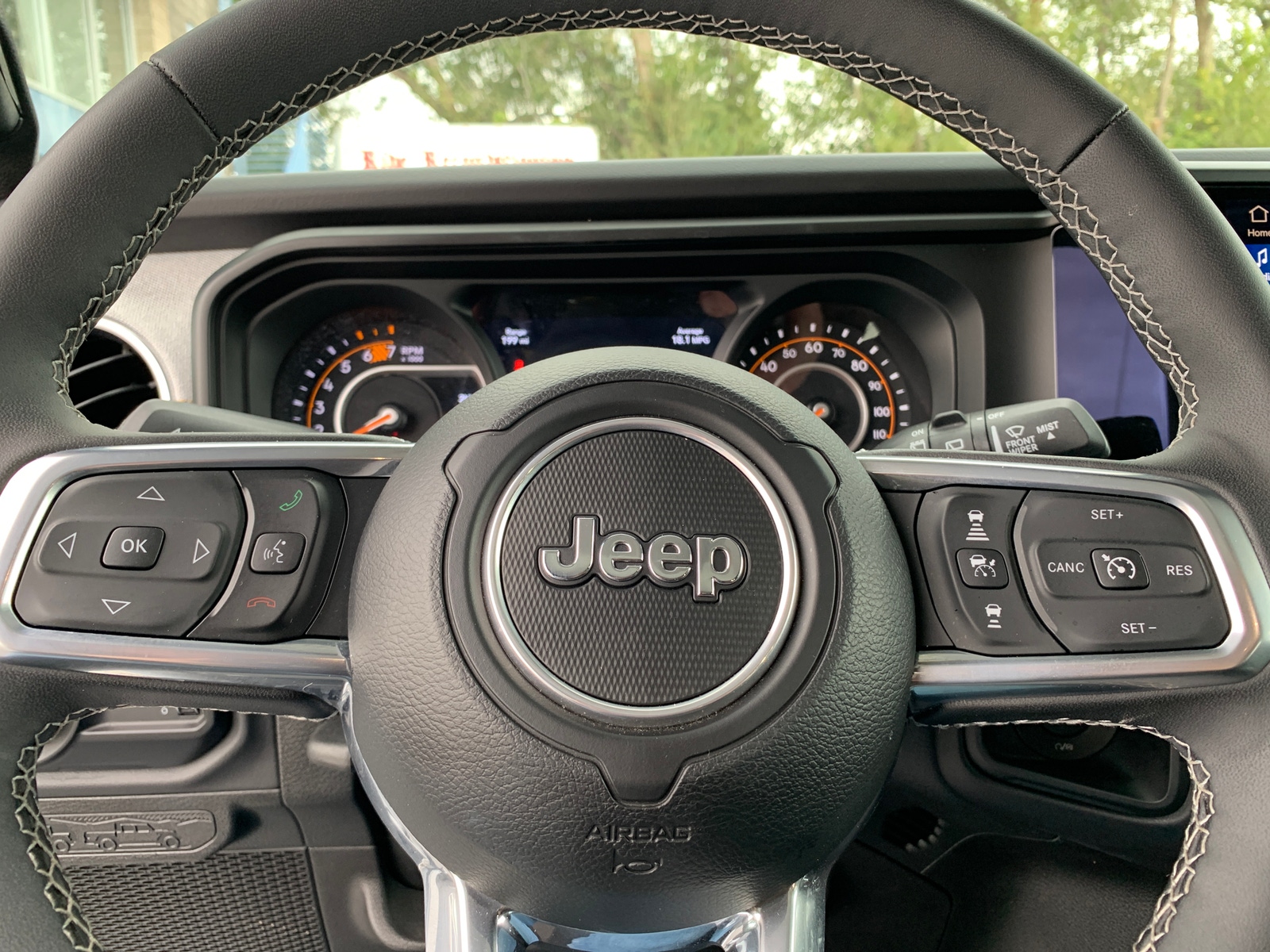 Thumbnail: 2025 Jeep Wrangler - 5