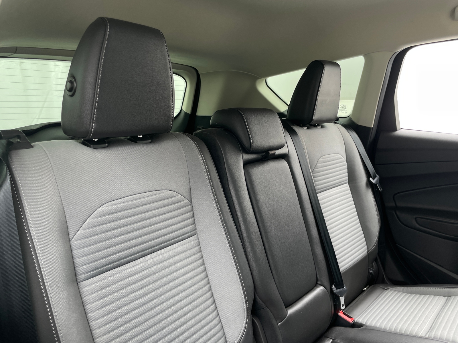 Thumbnail: 2017 Ford Escape - 6