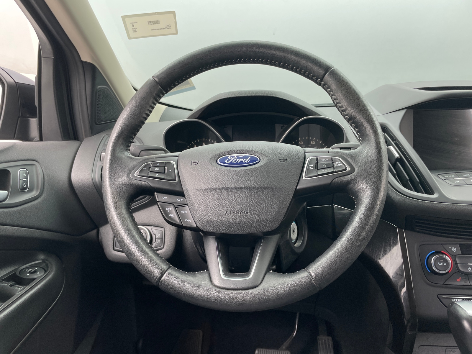 Thumbnail: 2017 Ford Escape - 5