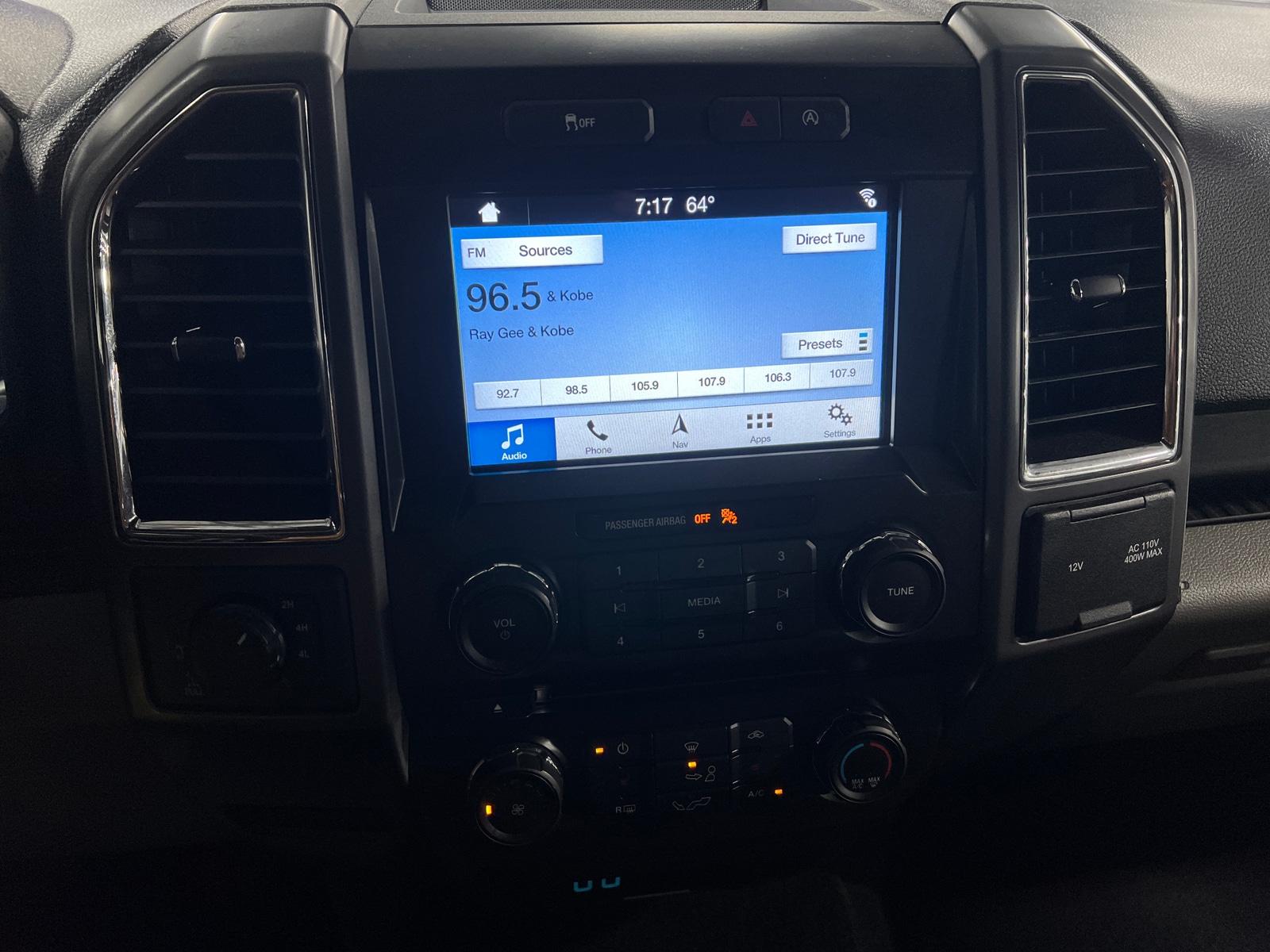 Thumbnail: 2016 Ford Econoline - 4