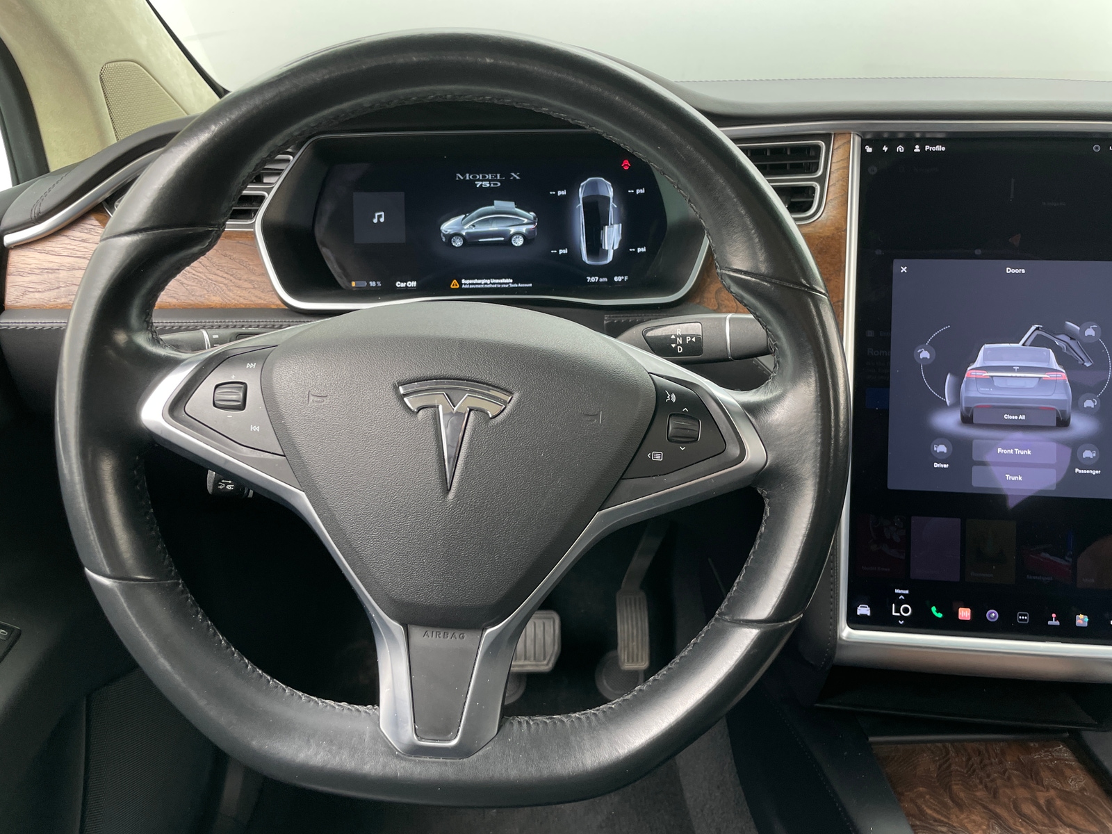 Thumbnail: 2018 Tesla Model X - 4