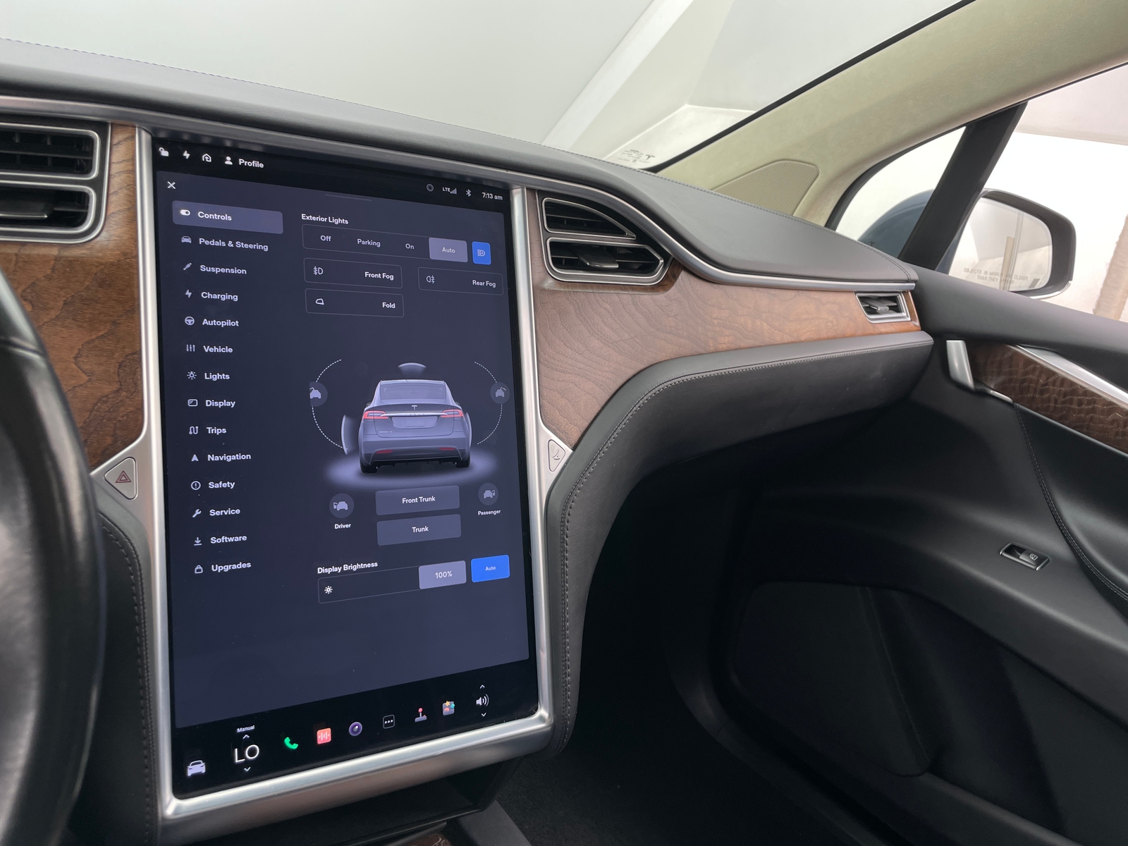 Thumbnail: 2018 Tesla Model X - 3