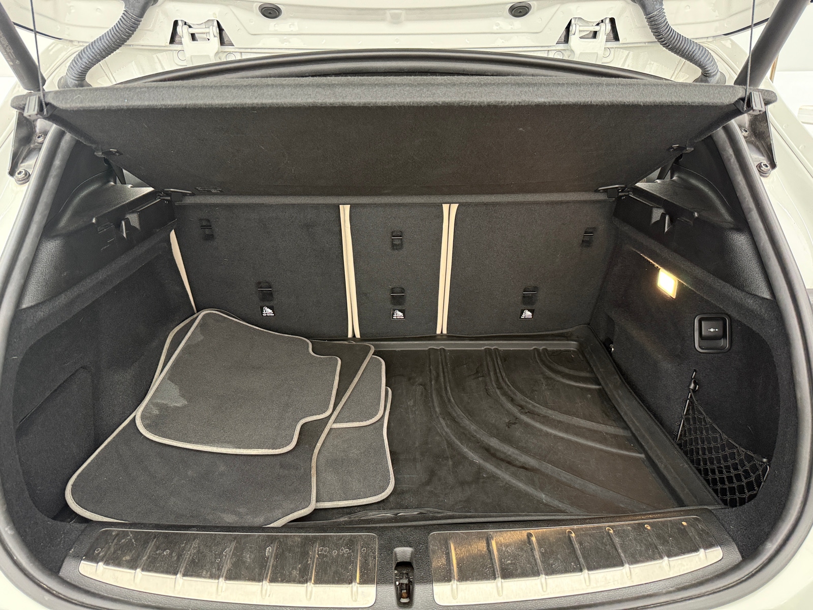 Thumbnail: 2021 BMW X2 - 6