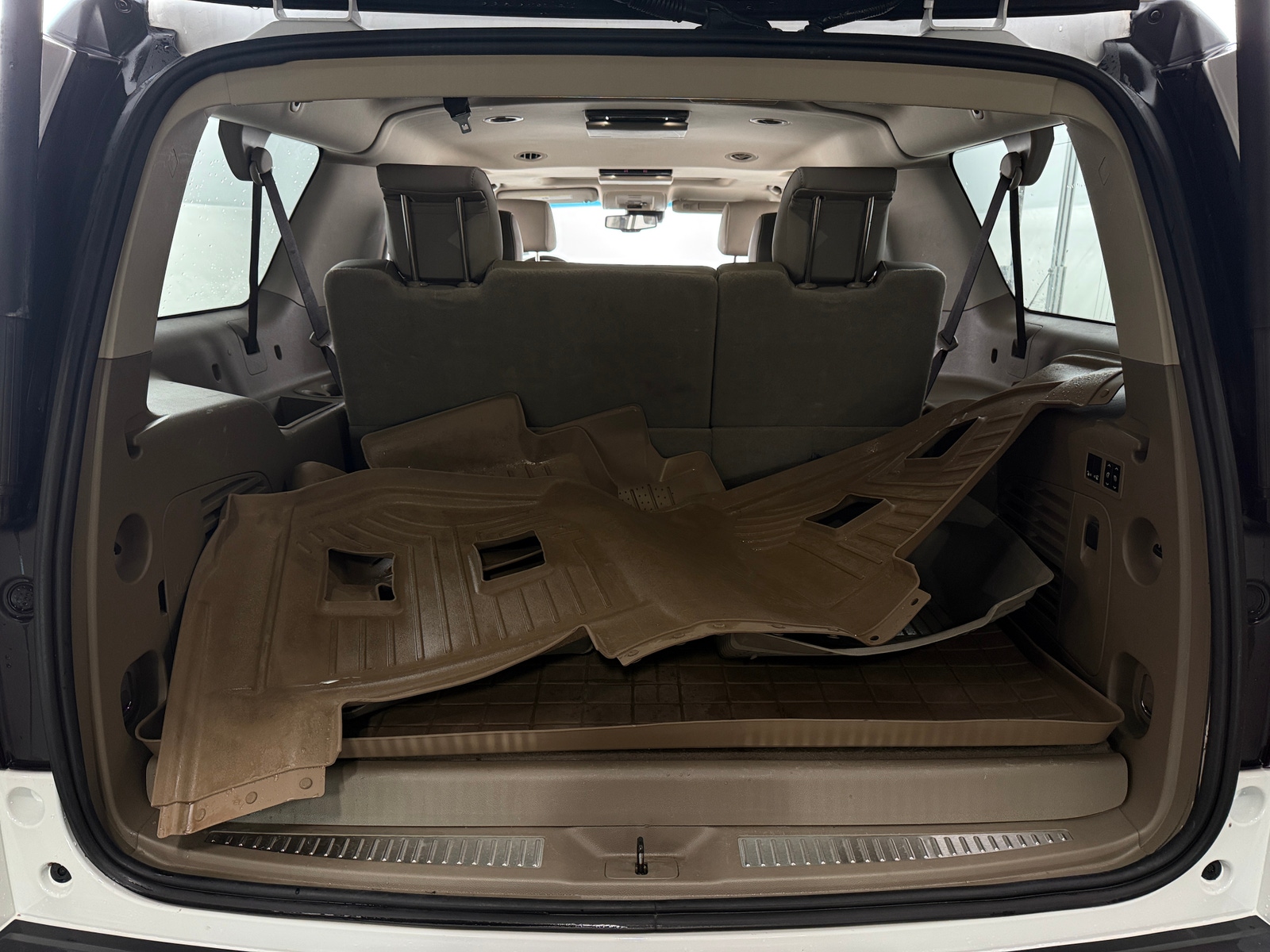 Thumbnail: 2019 Chevrolet Suburban - 6