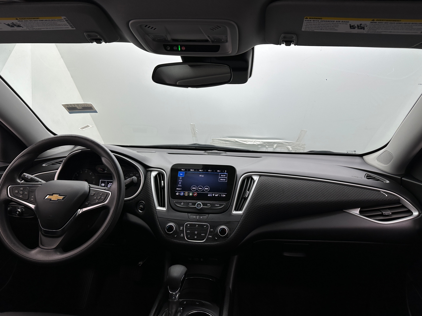 Thumbnail: 2024 Chevrolet Malibu - 3