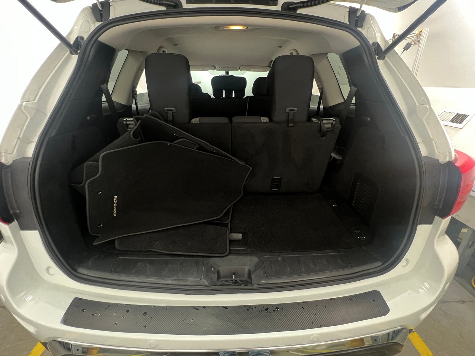 Thumbnail: 2019 Nissan Pathfinder - 7
