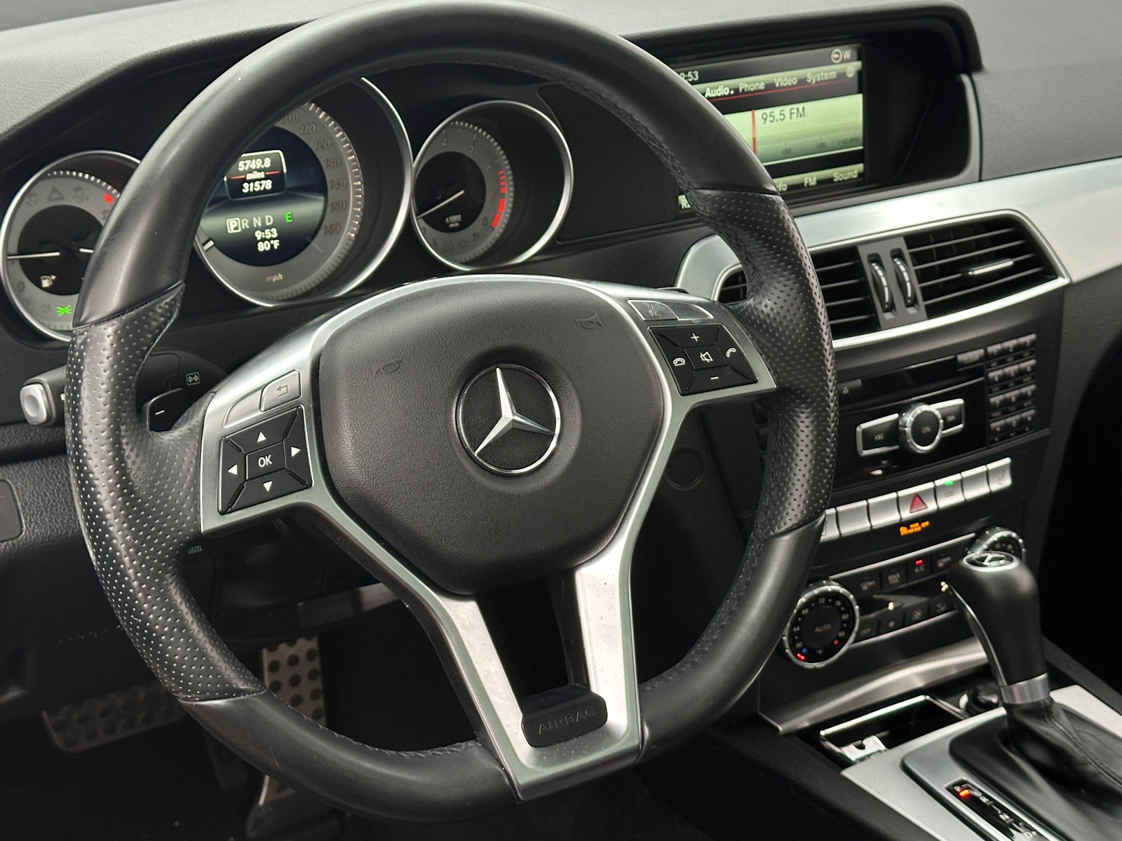 Thumbnail: 2015 Mercedes-Benz C-Class - 3