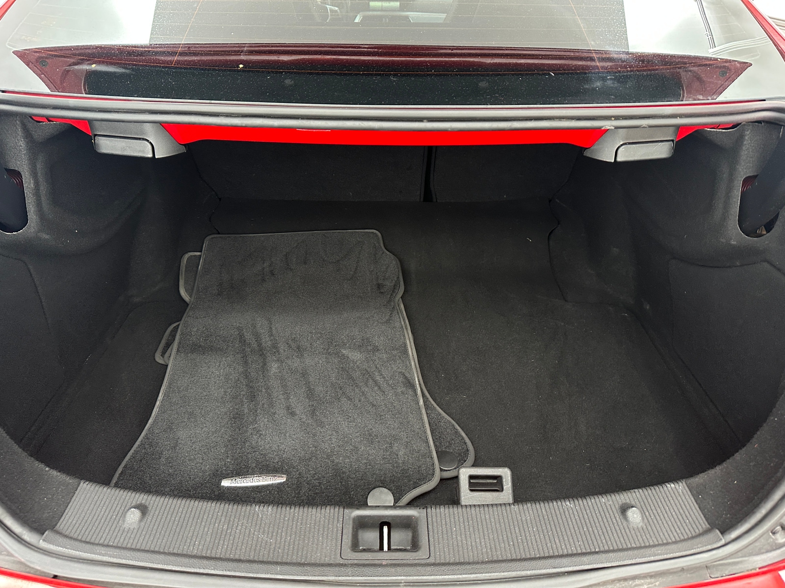 Thumbnail: 2015 Mercedes-Benz C-Class - 4
