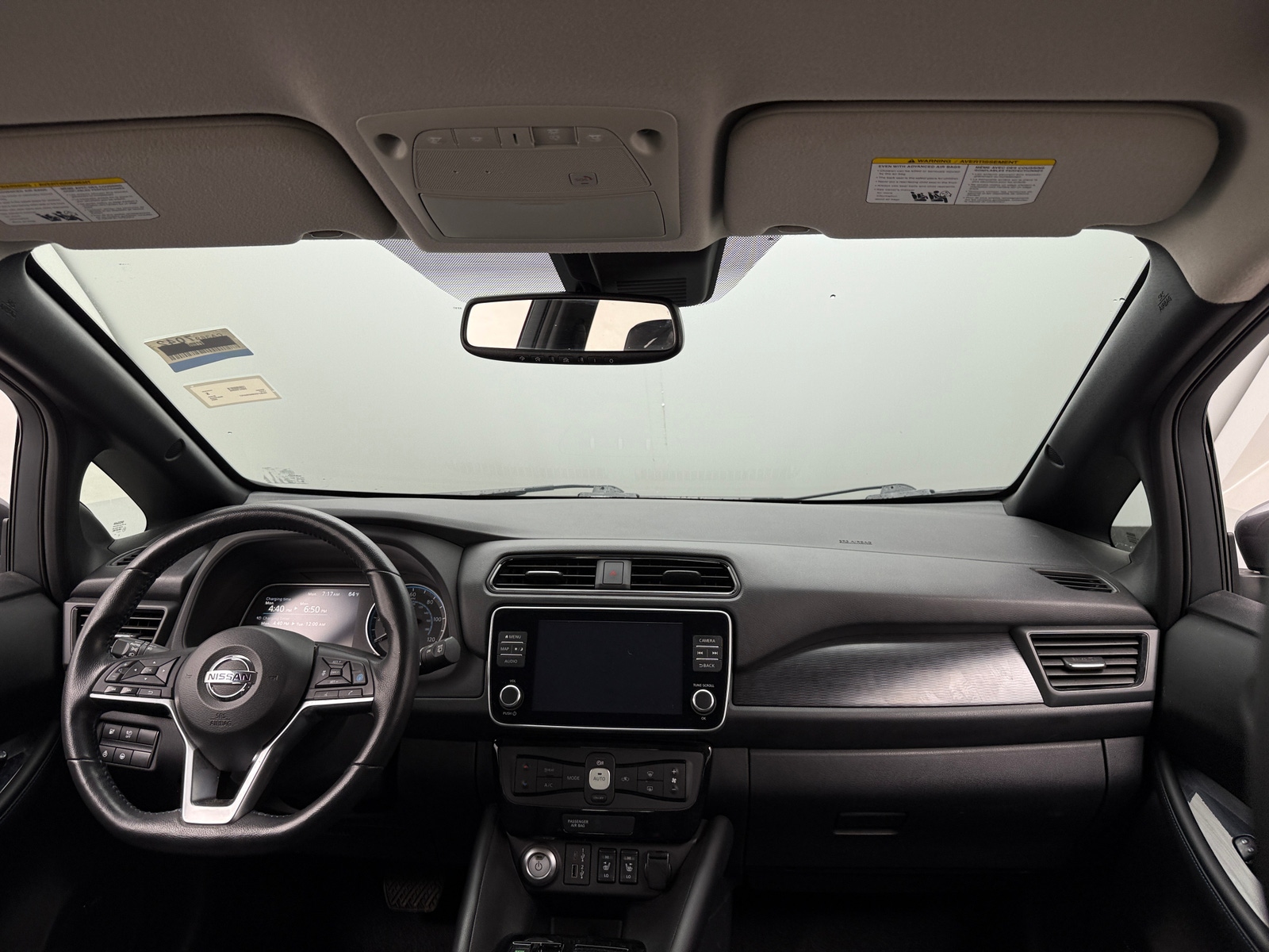 Thumbnail: 2022 Nissan Leaf - 2