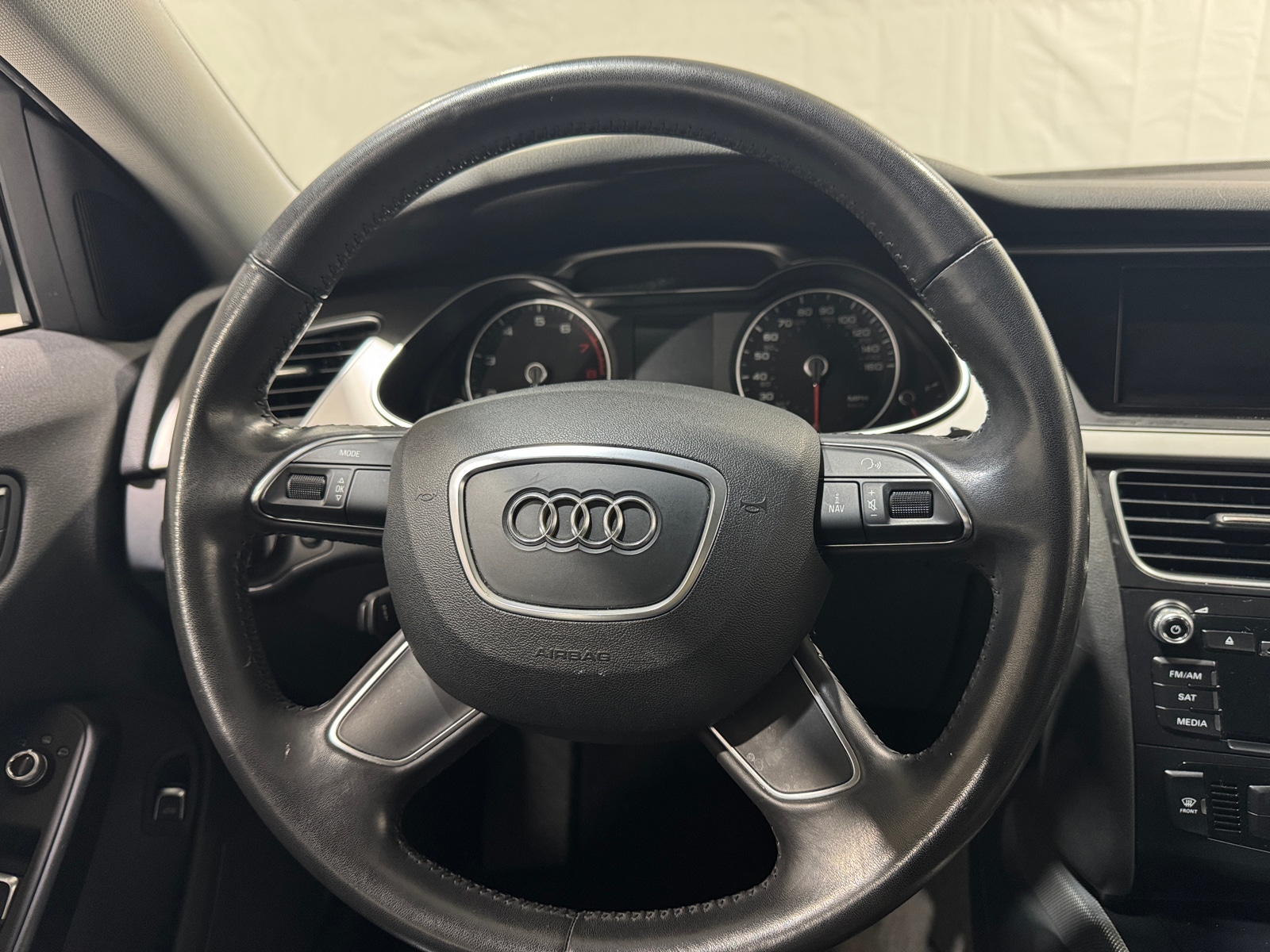 Thumbnail: 2014 Audi A4 - 4