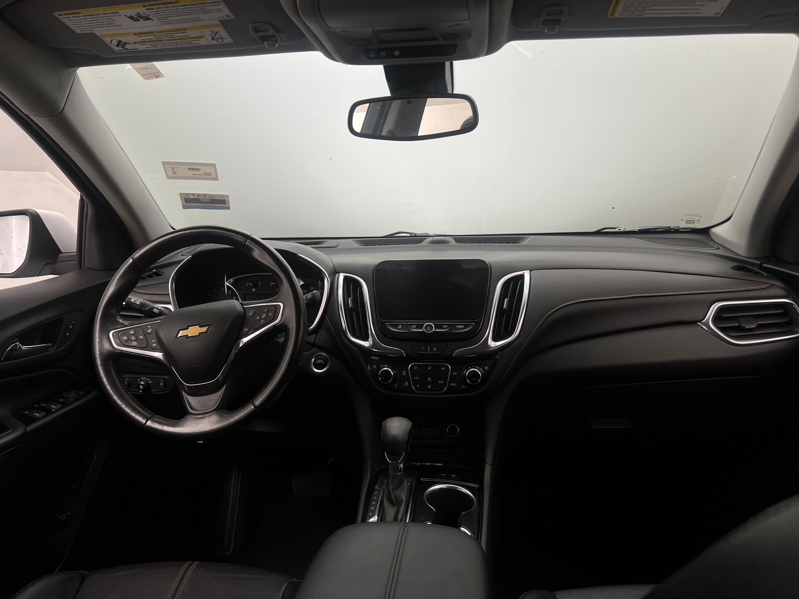 Thumbnail: 2022 Chevrolet Equinox - 2