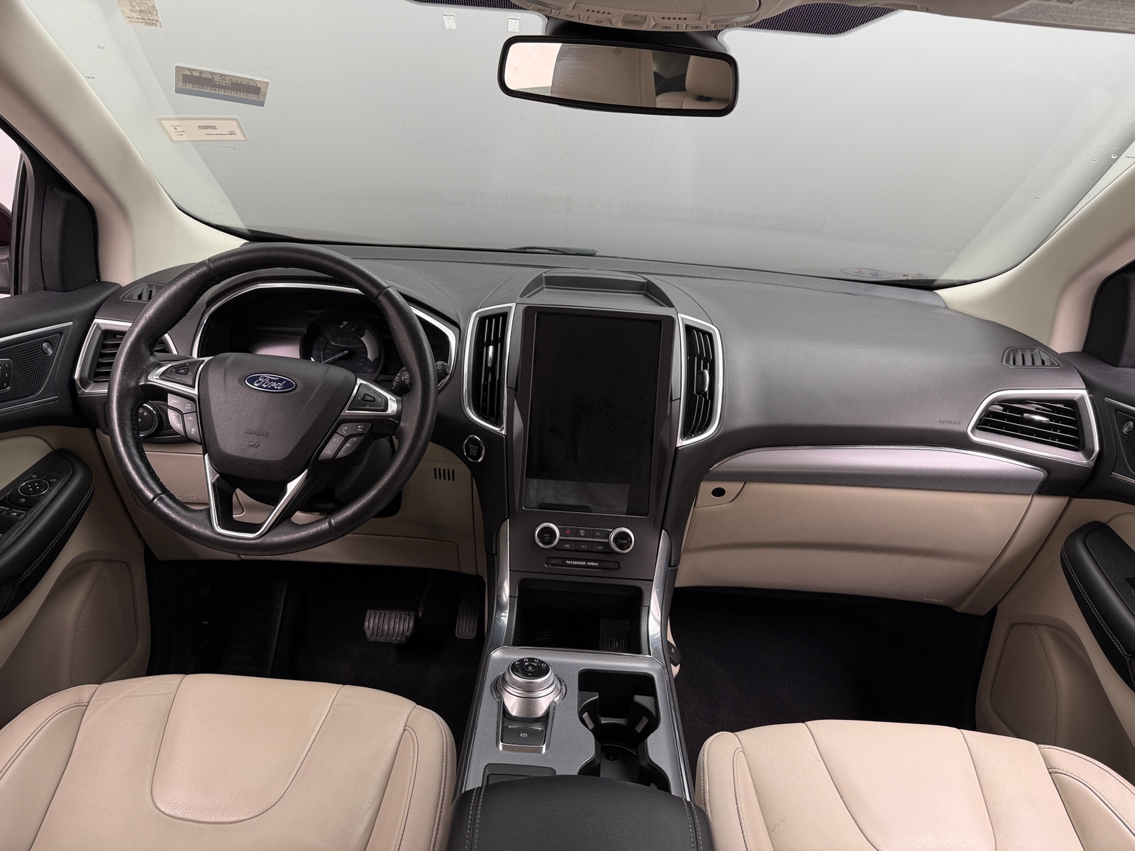 Thumbnail: 2021 Ford Edge - 2